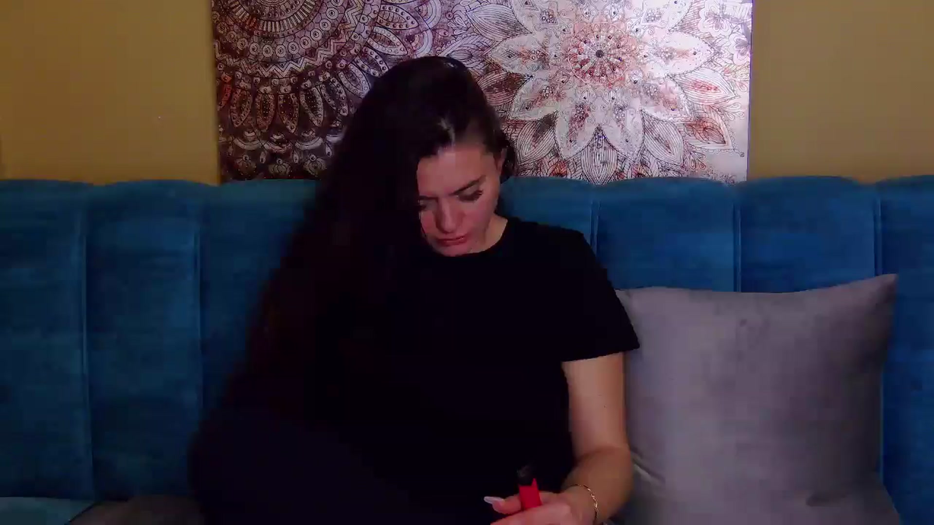 Gallery image thumbnail from ForeverChic's myfreecams stream on, 10/27/2025, 11:28 image 17 of 20
