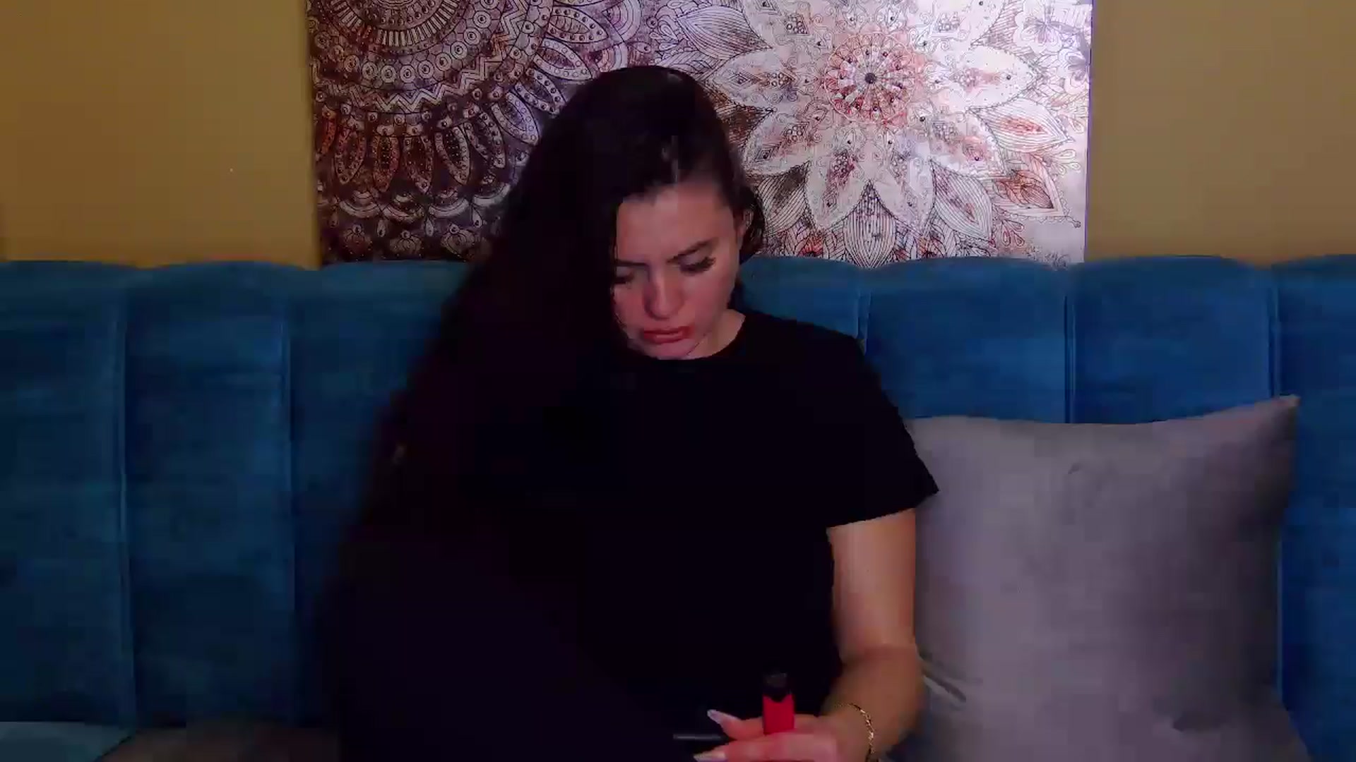 Gallery image thumbnail from ForeverChic's myfreecams stream on, 10/27/2025, 11:28 image 15 of 20