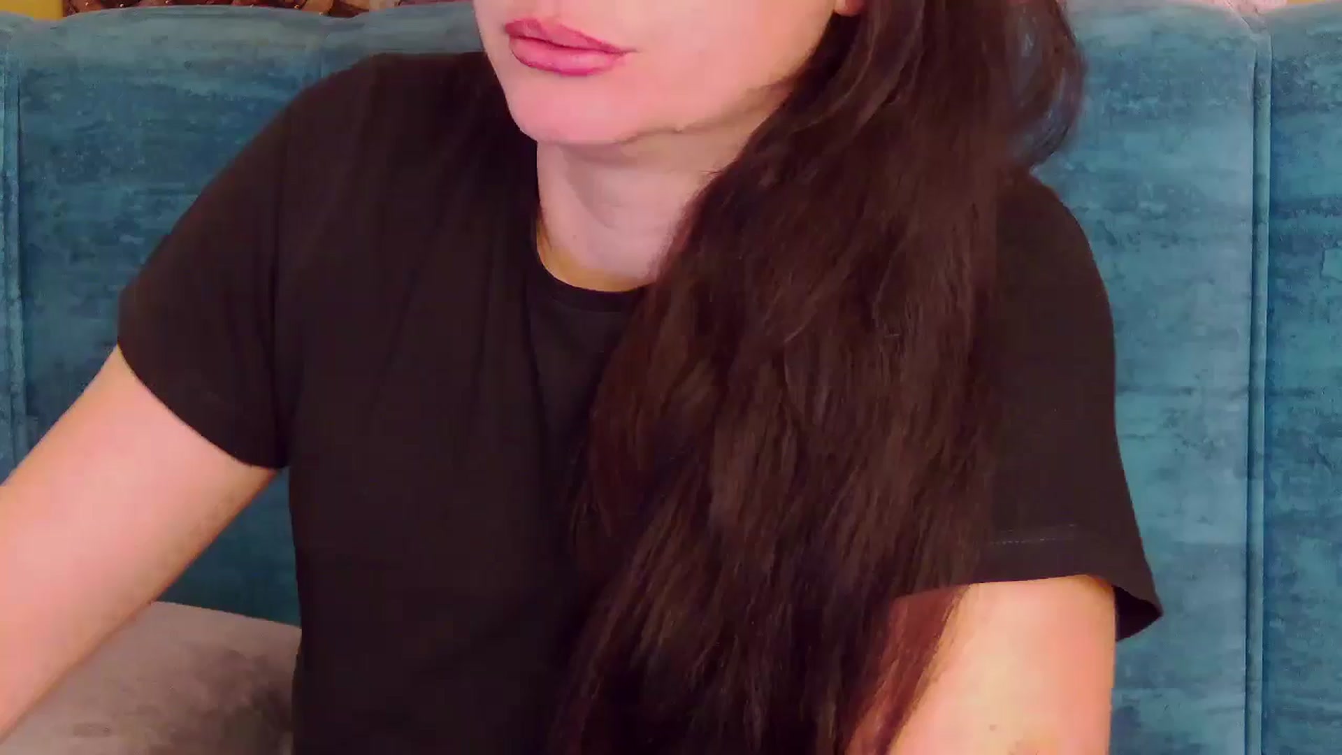 Gallery image thumbnail from ForeverChic's myfreecams stream on, 10/27/2025, 13:00 image 17 of 20