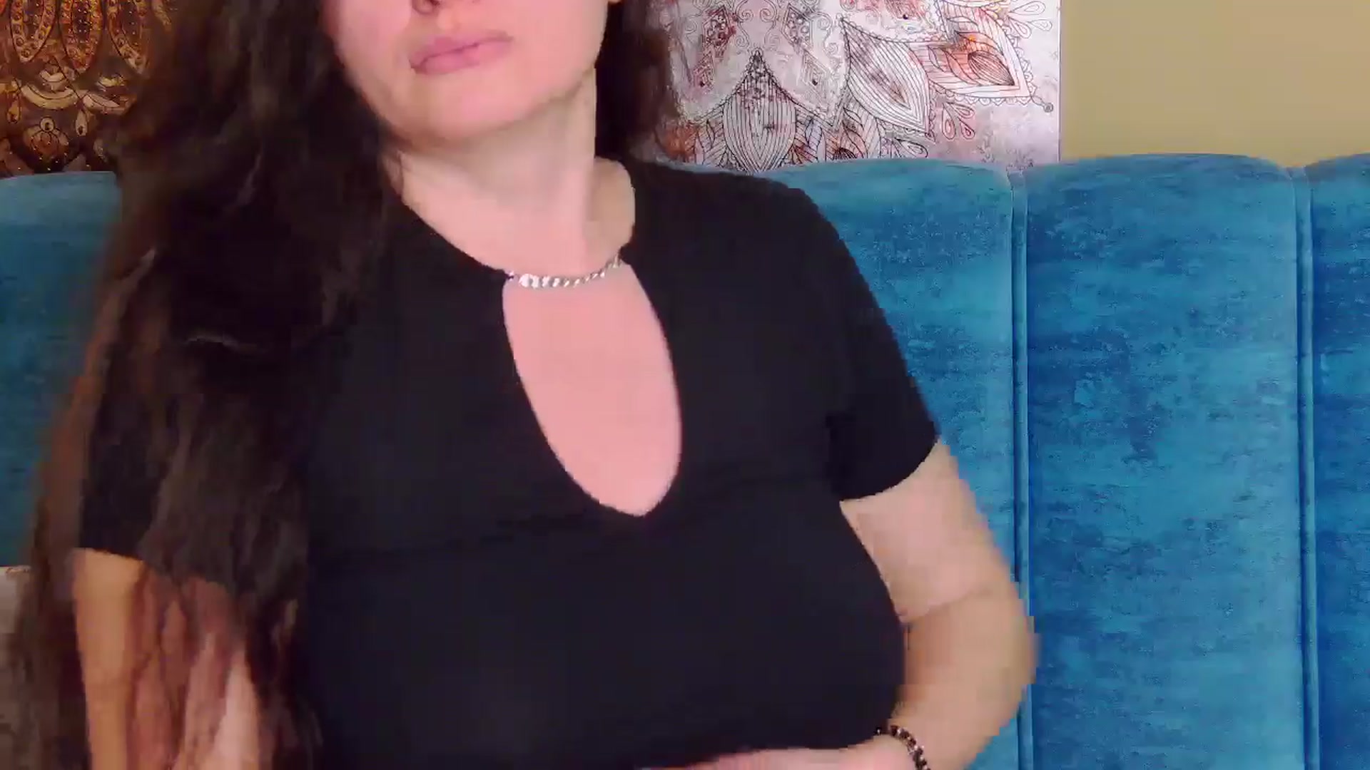 Gallery image thumbnail from ForeverChic's myfreecams stream on, 11/08/2025, 12:53 image 8 of 20
