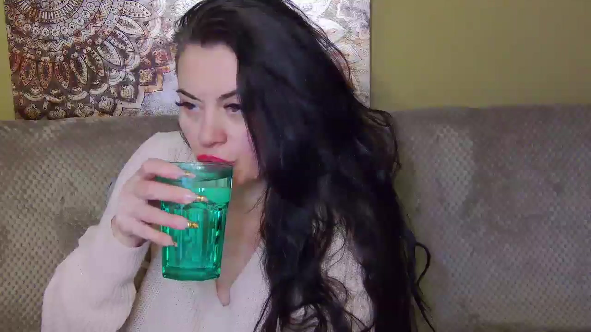 Gallery image thumbnail from ForeverChic's myfreecams stream on, 11/27/2025, 11:16 image 10 of 20