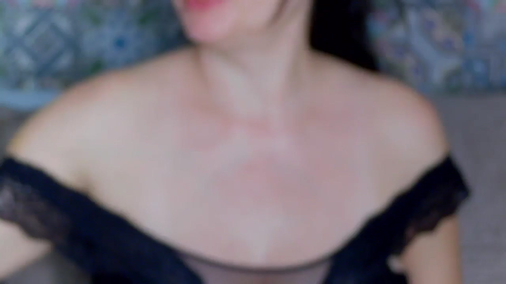 Gallery image thumbnail from ForeverChic's myfreecams stream on, 11/29/2025, 14:09 image 17 of 20