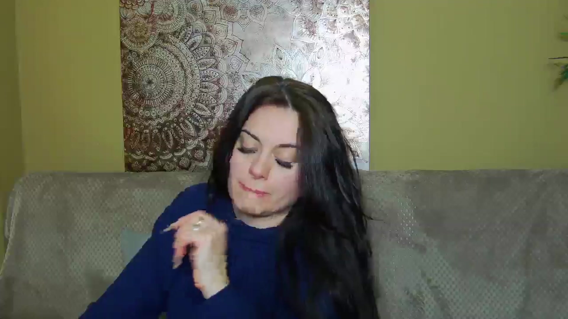 Gallery image thumbnail from ForeverChic's myfreecams stream on, 12/01/2025, 18:31 image 17 of 20