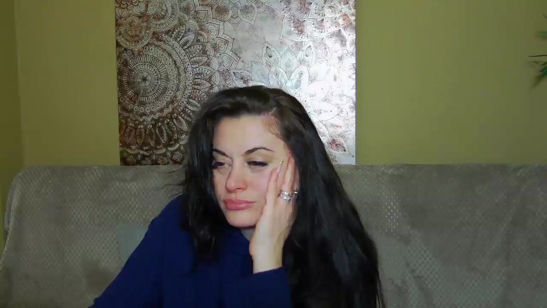 Gallery image thumbnail from ForeverChic's myfreecams stream on, 12/01/2025, 18:31 image 5 of 20