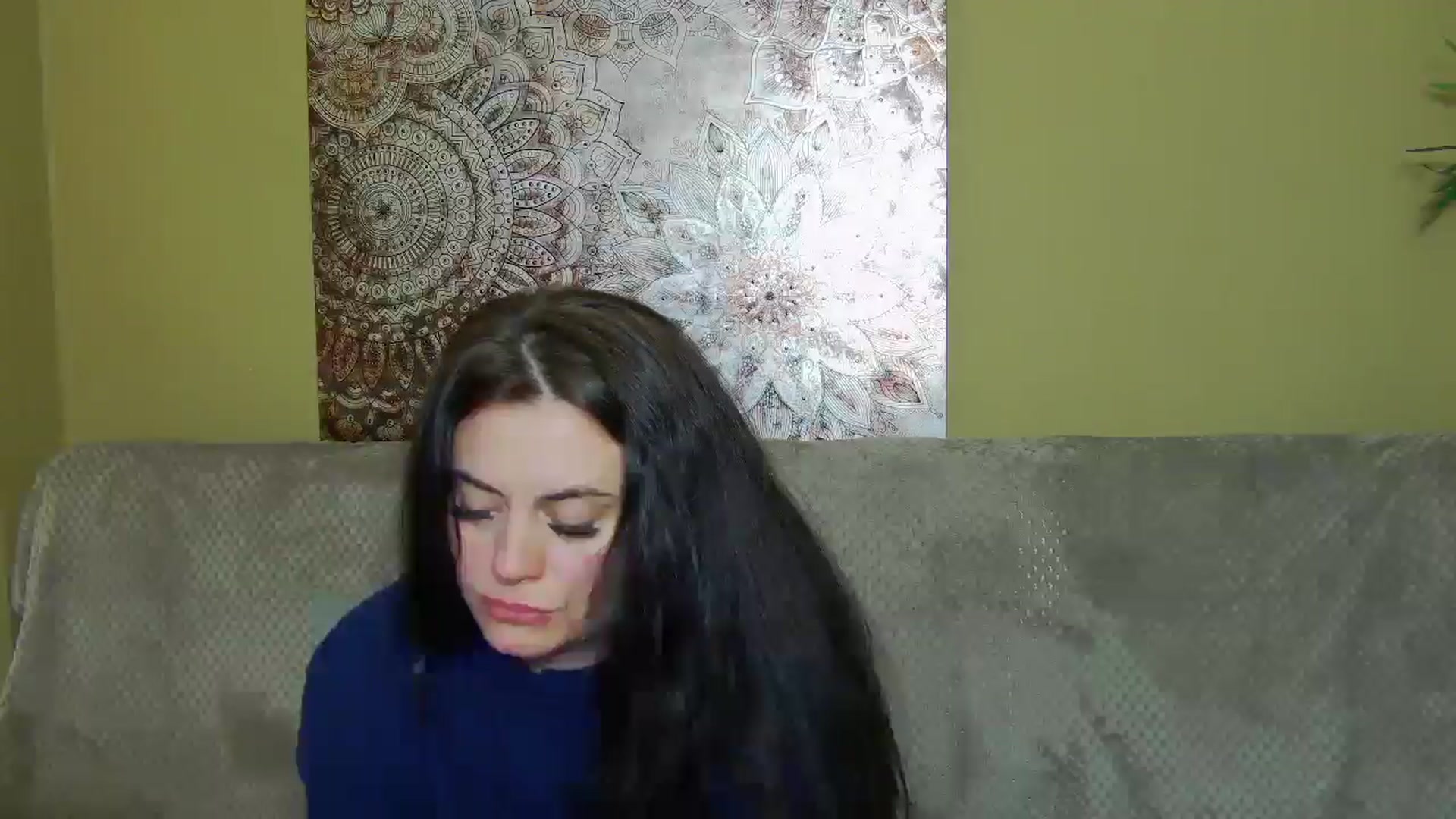 Gallery image thumbnail from ForeverChic's myfreecams stream on, 12/01/2025, 18:31 image 19 of 20