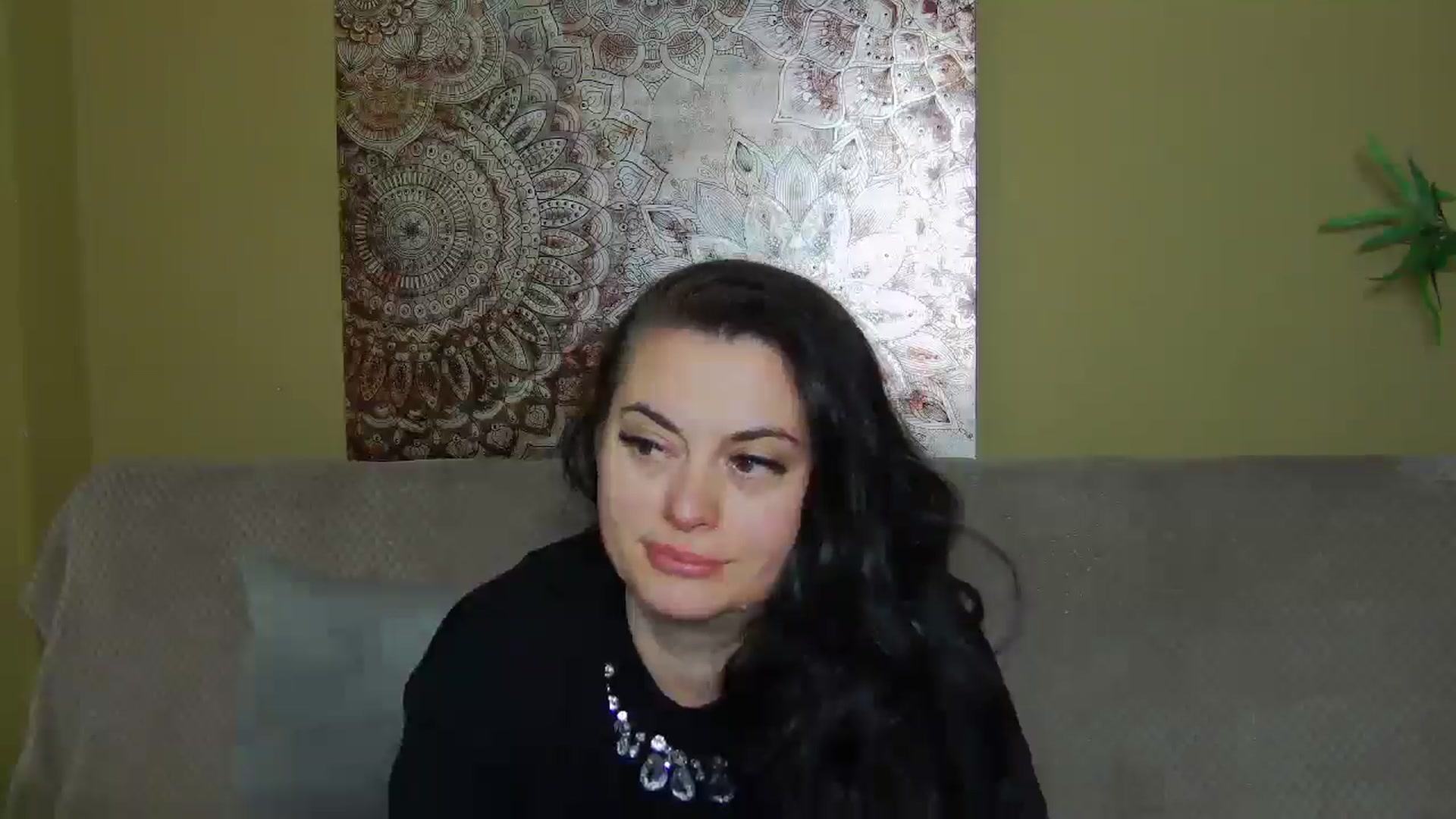Gallery image thumbnail from ForeverChic's myfreecams stream on, 12/02/2025, 12:25 image 12 of 20