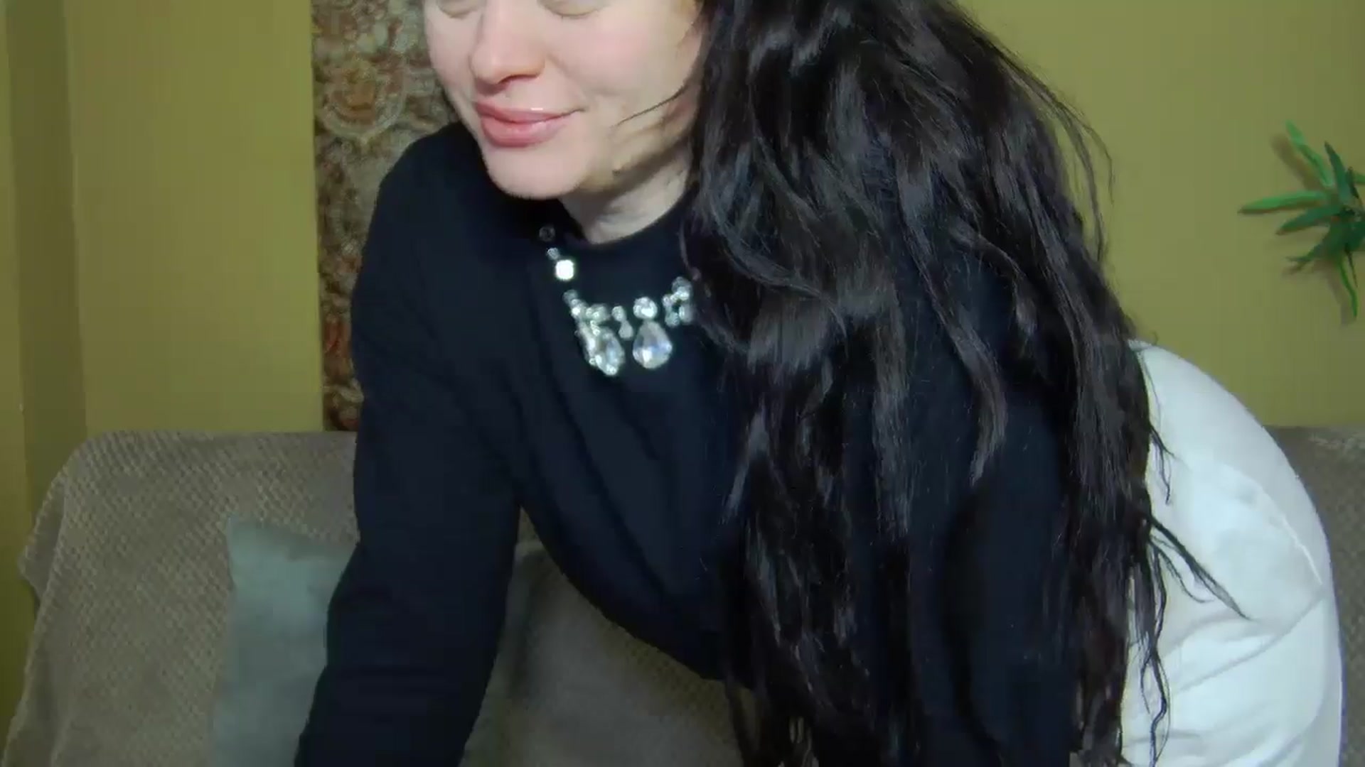 Gallery image thumbnail from ForeverChic's myfreecams stream on, 12/02/2025, 12:25 image 10 of 20