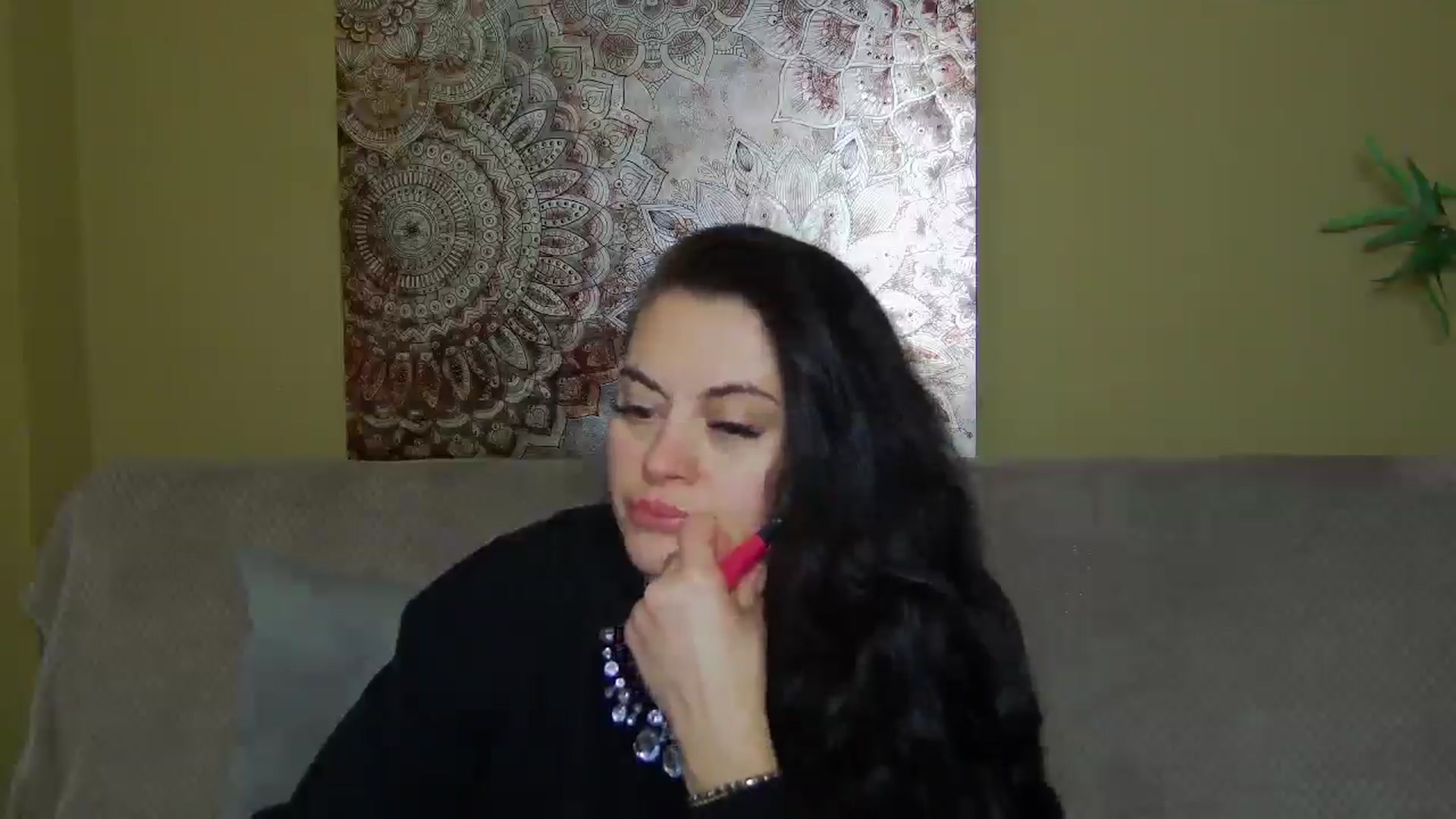 Gallery image thumbnail from ForeverChic's myfreecams stream on, 12/02/2025, 12:25 image 5 of 20
