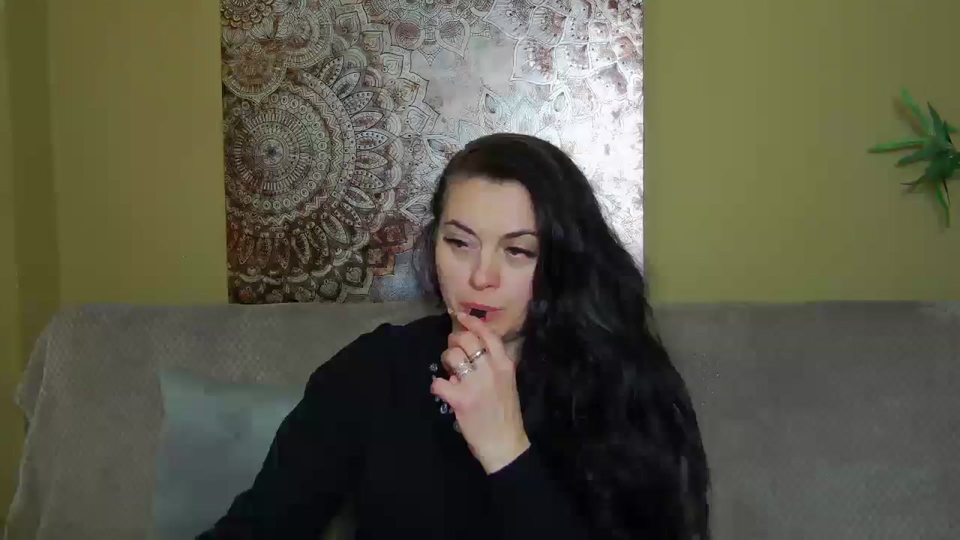 Gallery image thumbnail from ForeverChic's myfreecams stream on, 12/02/2025, 12:25 image 14 of 20