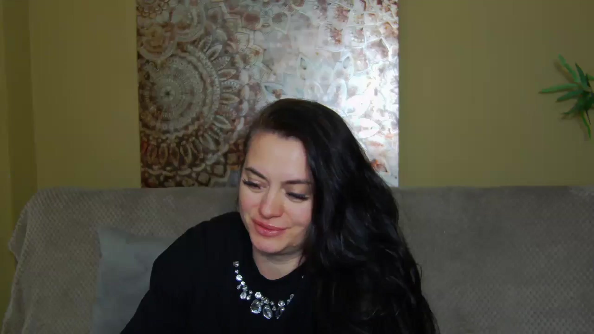 Gallery image thumbnail from ForeverChic's myfreecams stream on, 12/02/2025, 12:25 image 7 of 20
