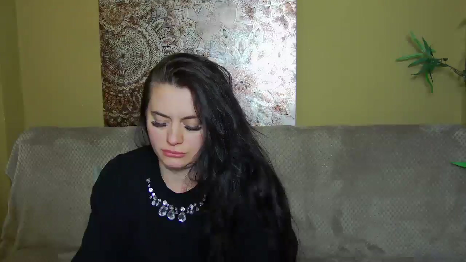 Gallery image thumbnail from ForeverChic's myfreecams stream on, 12/02/2025, 14:22 image 10 of 20
