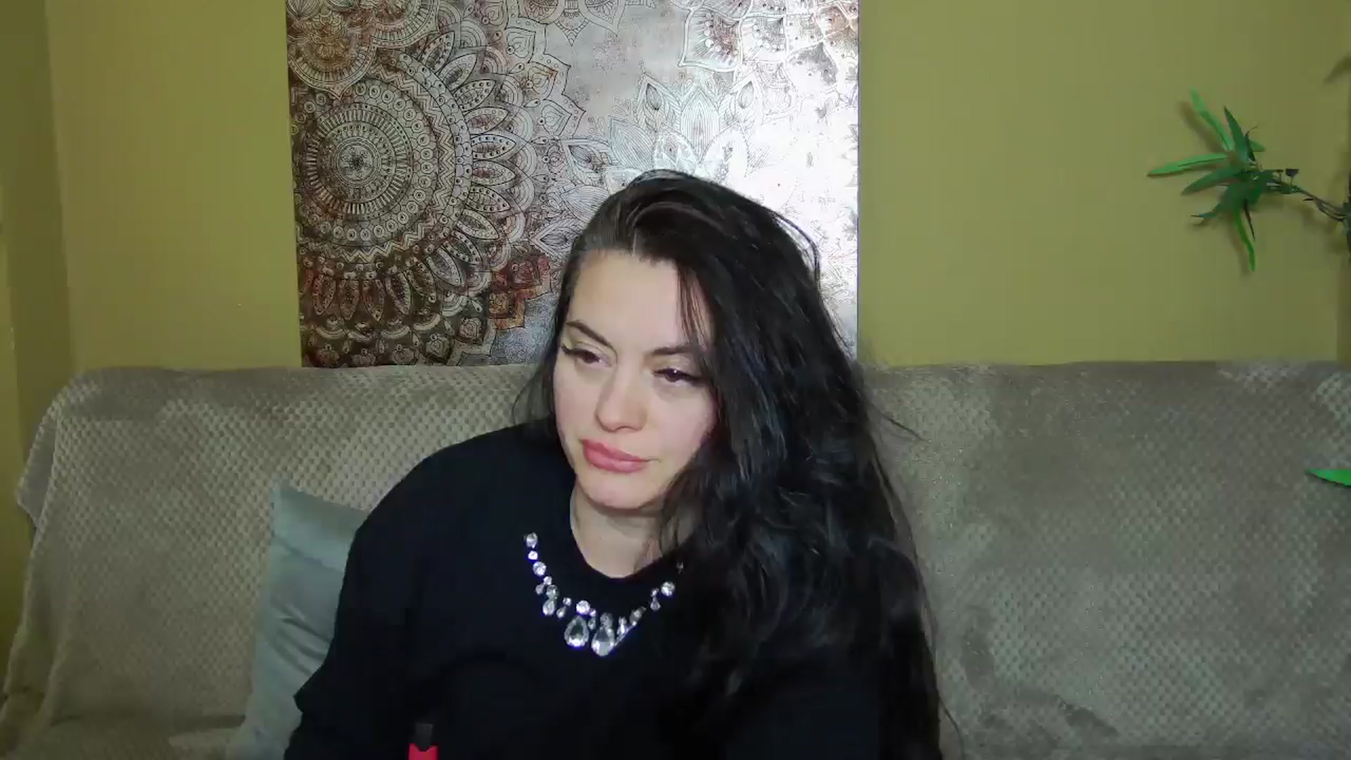 Gallery image thumbnail from ForeverChic's myfreecams stream on, 12/02/2025, 14:22 image 6 of 20