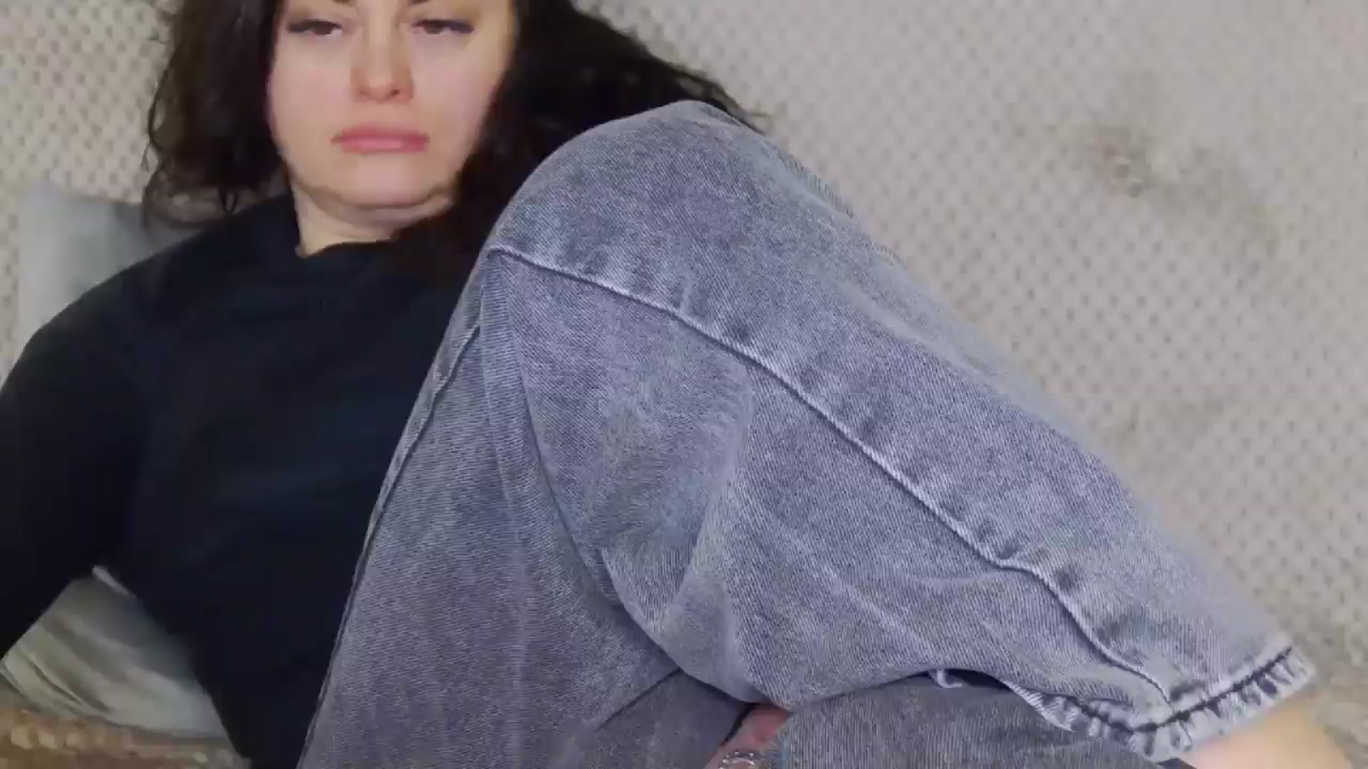 Gallery image thumbnail from ForeverChic's myfreecams stream on, 12/03/2025, 14:19 image 13 of 20