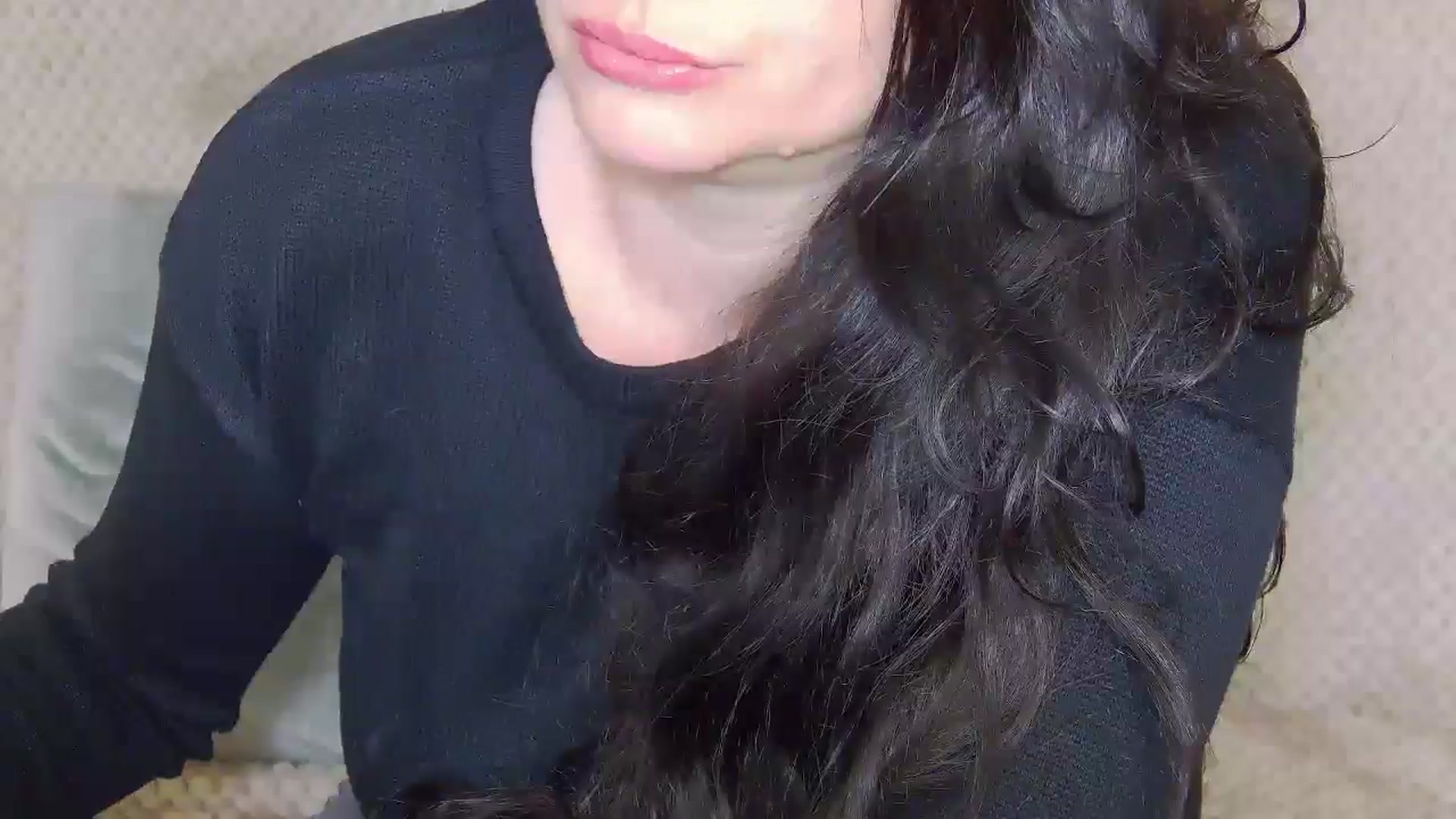 Gallery image thumbnail from ForeverChic's myfreecams stream on, 12/03/2025, 14:19 image 3 of 20