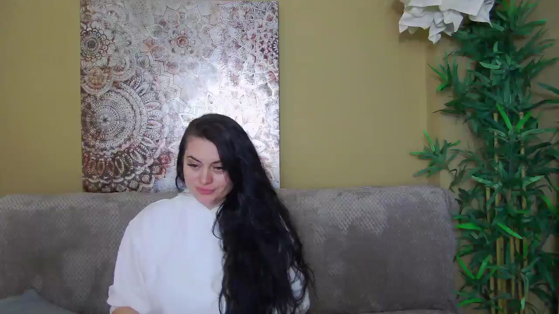 Gallery image thumbnail from ForeverChic's myfreecams stream on, 12/09/2025, 15:13 image 12 of 20