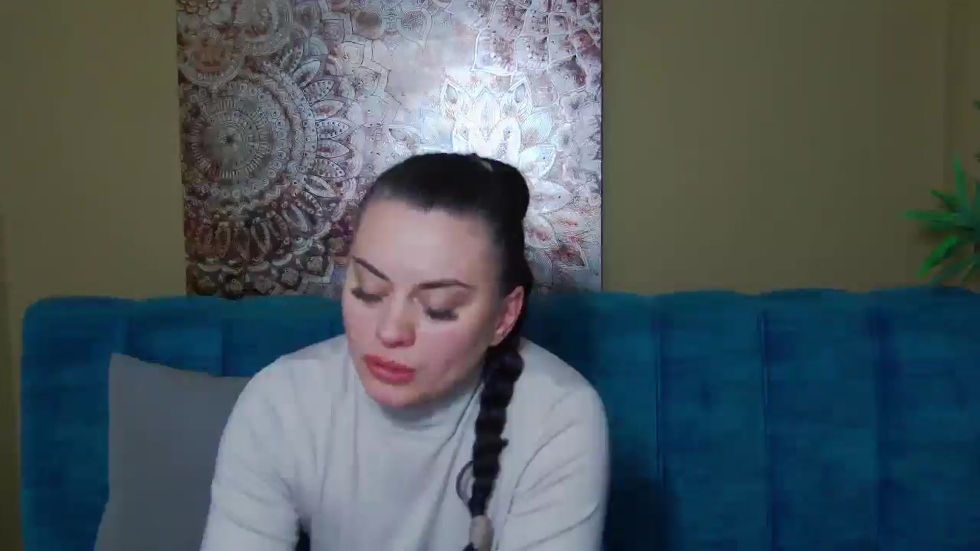 Gallery image thumbnail from ForeverChic's myfreecams stream on, 12/18/2025, 18:07 image 11 of 20