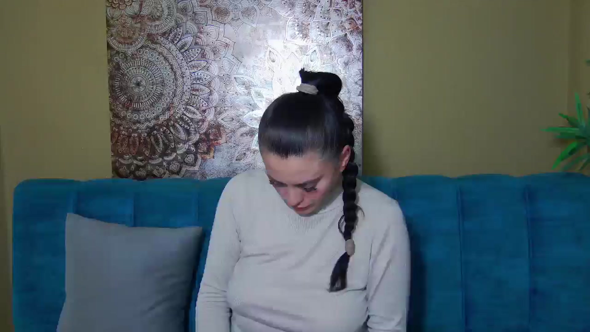 Gallery image thumbnail from ForeverChic's myfreecams stream on, 12/18/2025, 18:07 image 10 of 20