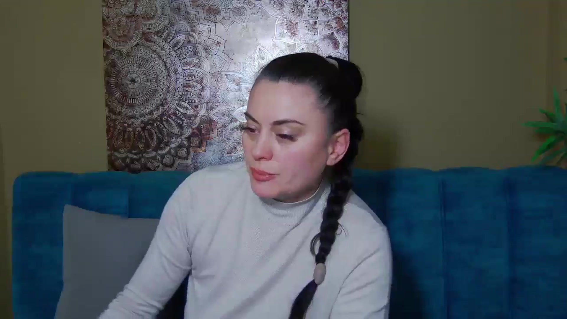 Gallery image thumbnail from ForeverChic's myfreecams stream on, 12/18/2025, 18:07 image 7 of 20