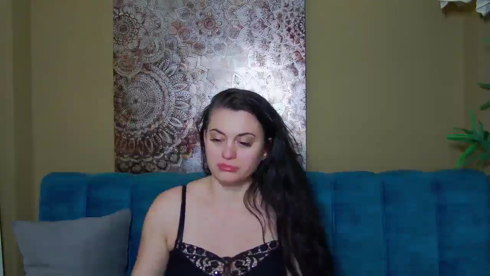 Gallery image thumbnail from ForeverChic's myfreecams stream on, 12/20/2025, 13:01 image 19 of 20