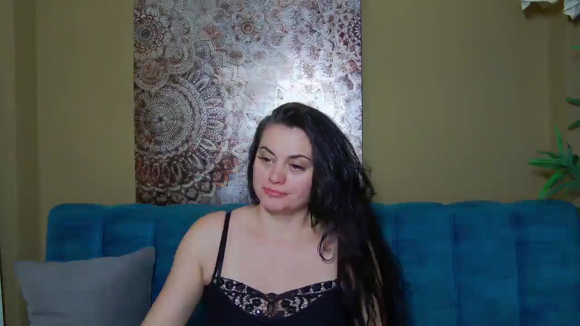 Gallery image thumbnail from ForeverChic's myfreecams stream on, 12/20/2025, 13:01 image 18 of 20