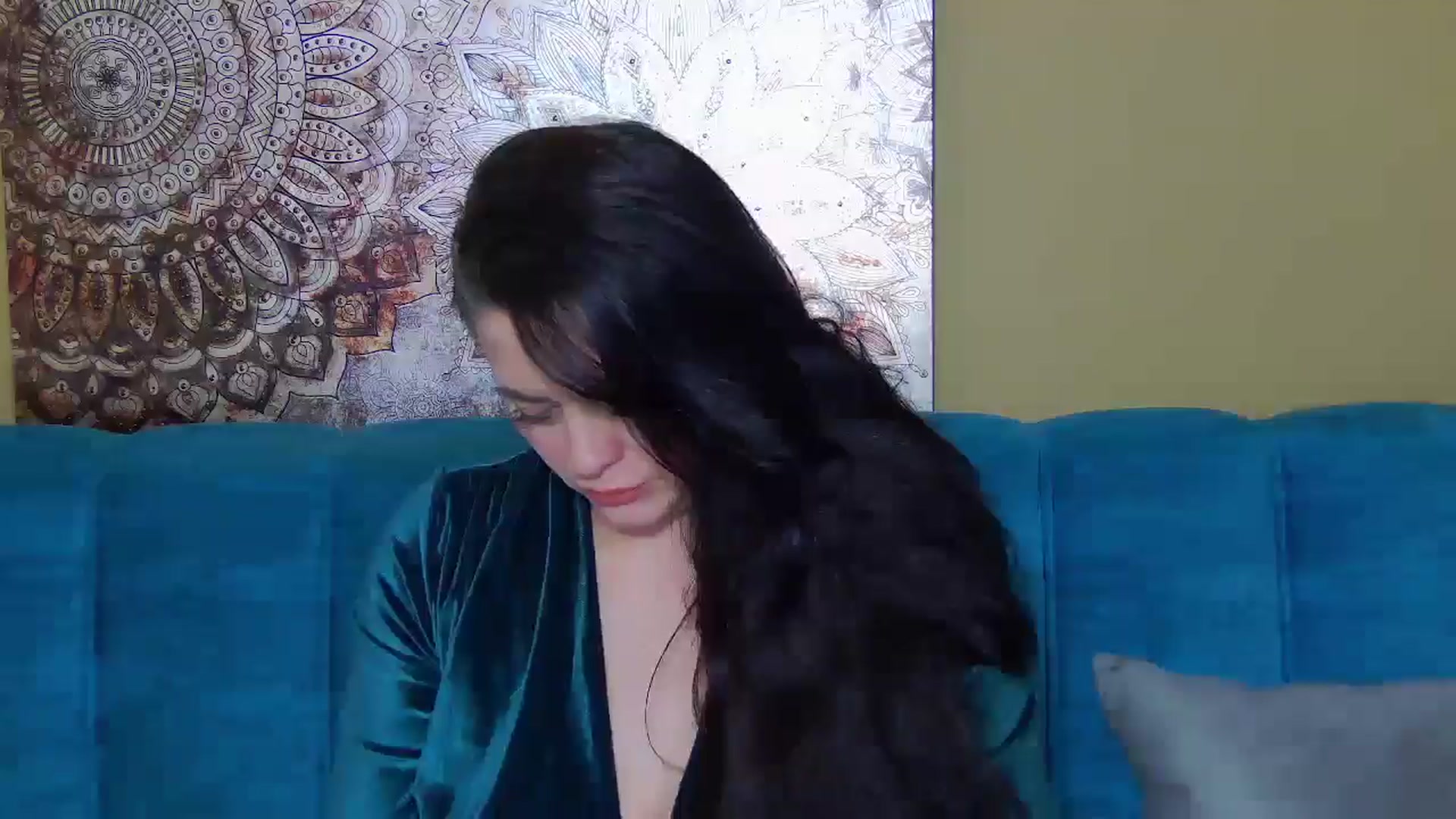 Gallery image thumbnail from ForeverChic's myfreecams stream on, 12/23/2025, 14:34 image 14 of 20