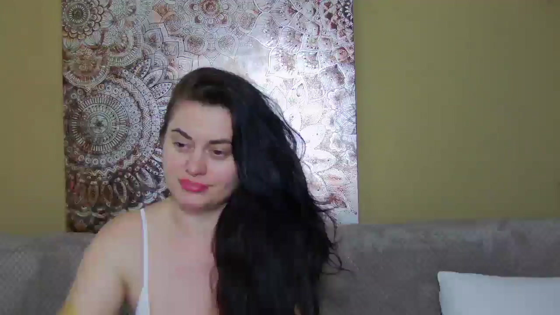 Gallery image thumbnail from ForeverChic's myfreecams stream on, 01/08/2026, 15:47 image 14 of 20