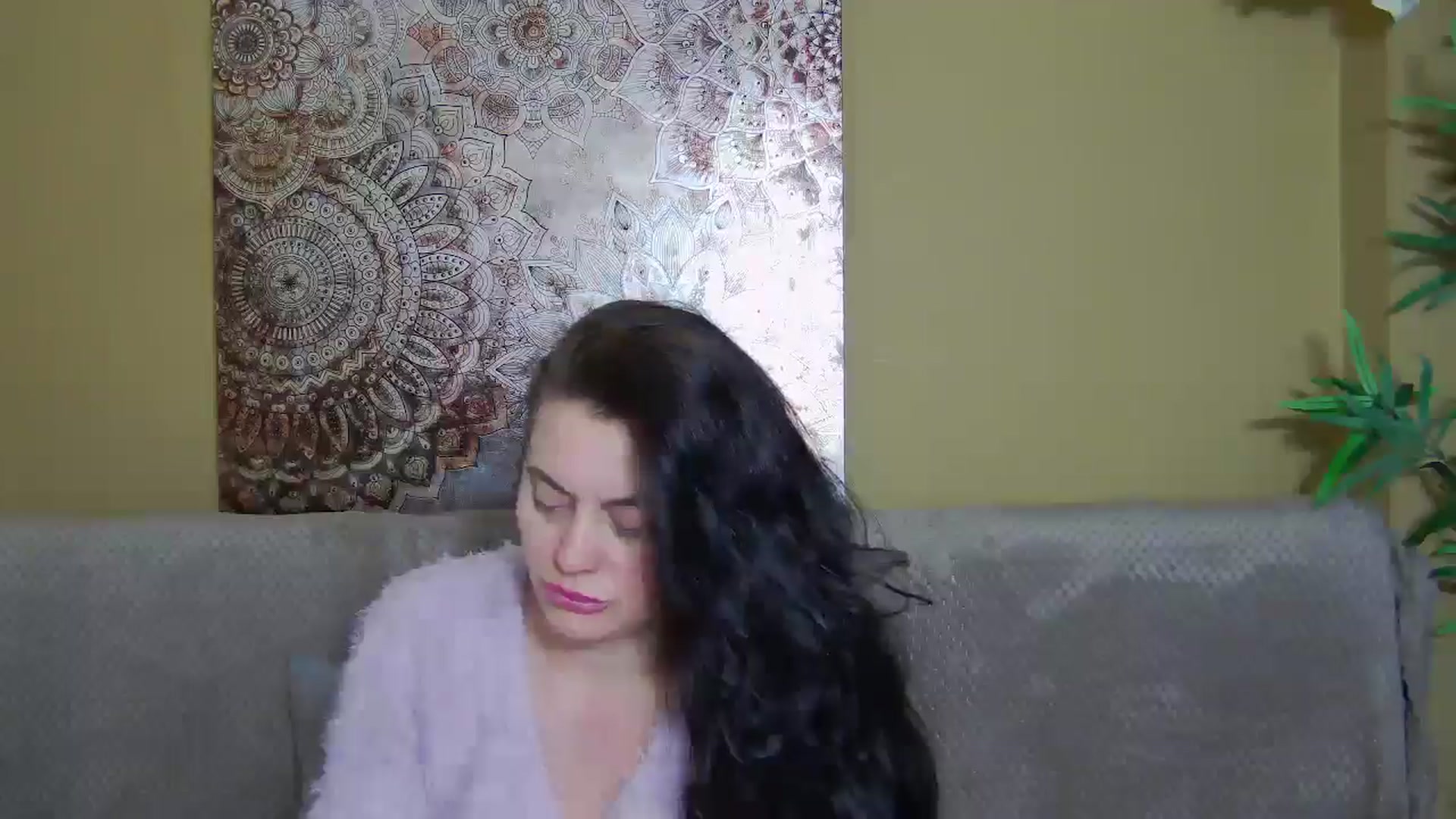 Gallery image thumbnail from ForeverChic's myfreecams stream on, 01/14/2026, 11:03 image 12 of 20