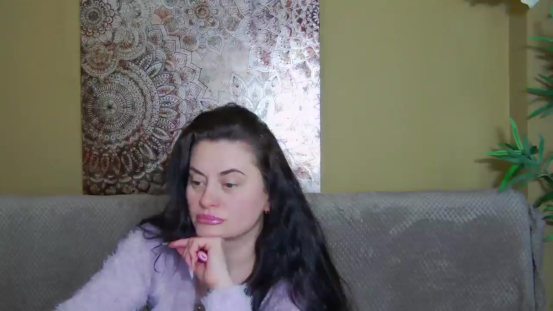 Gallery image thumbnail from ForeverChic's myfreecams stream on, 01/14/2026, 12:01 image 1 of 20
