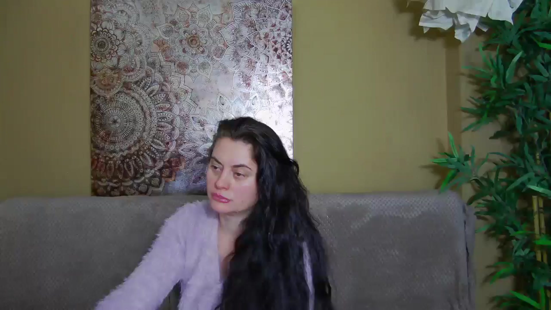 Gallery image thumbnail from ForeverChic's myfreecams stream on, 01/14/2026, 12:01 image 17 of 20