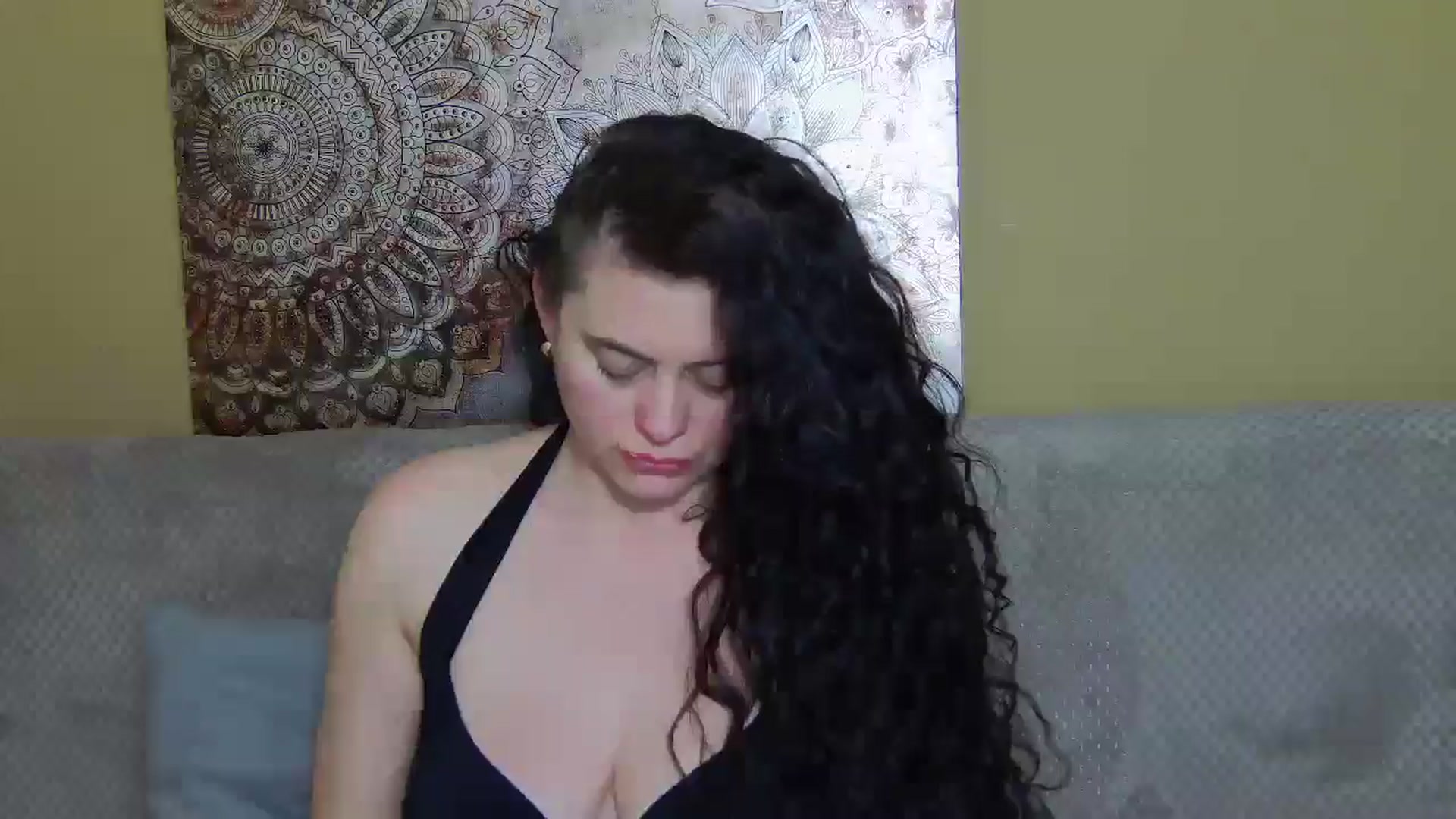 Gallery image thumbnail from ForeverChic's myfreecams stream on, 01/21/2026, 11:28 image 14 of 20