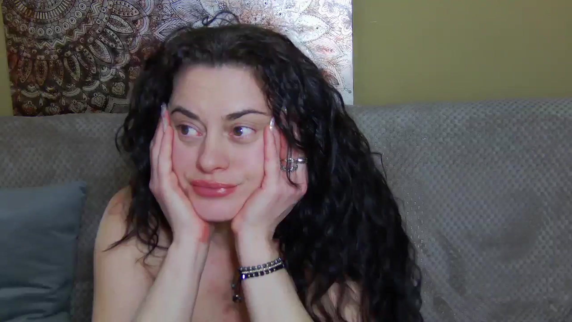 Gallery image thumbnail from ForeverChic's myfreecams stream on, 01/21/2026, 11:54 image 16 of 20