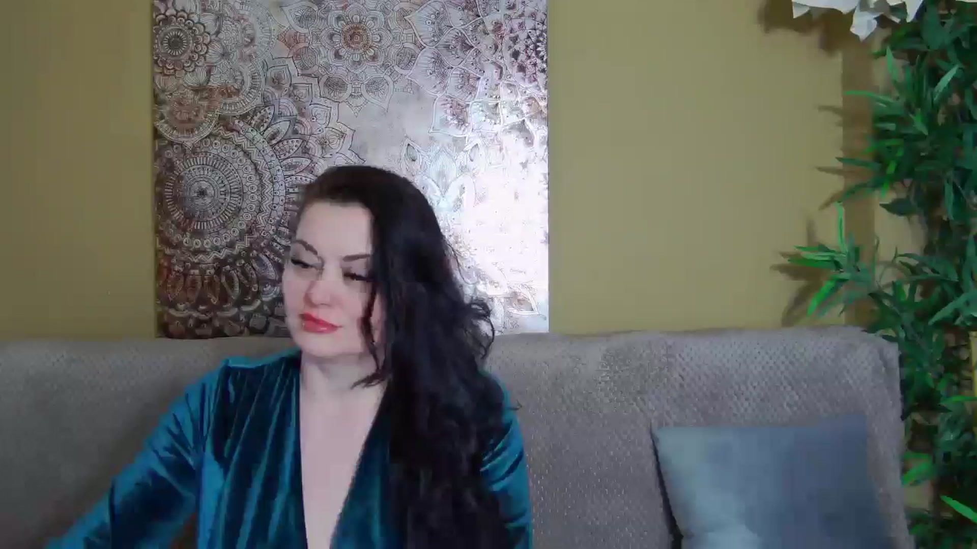 Gallery image thumbnail from ForeverChic's myfreecams stream on, 02/04/2026, 10:12 image 2 of 20