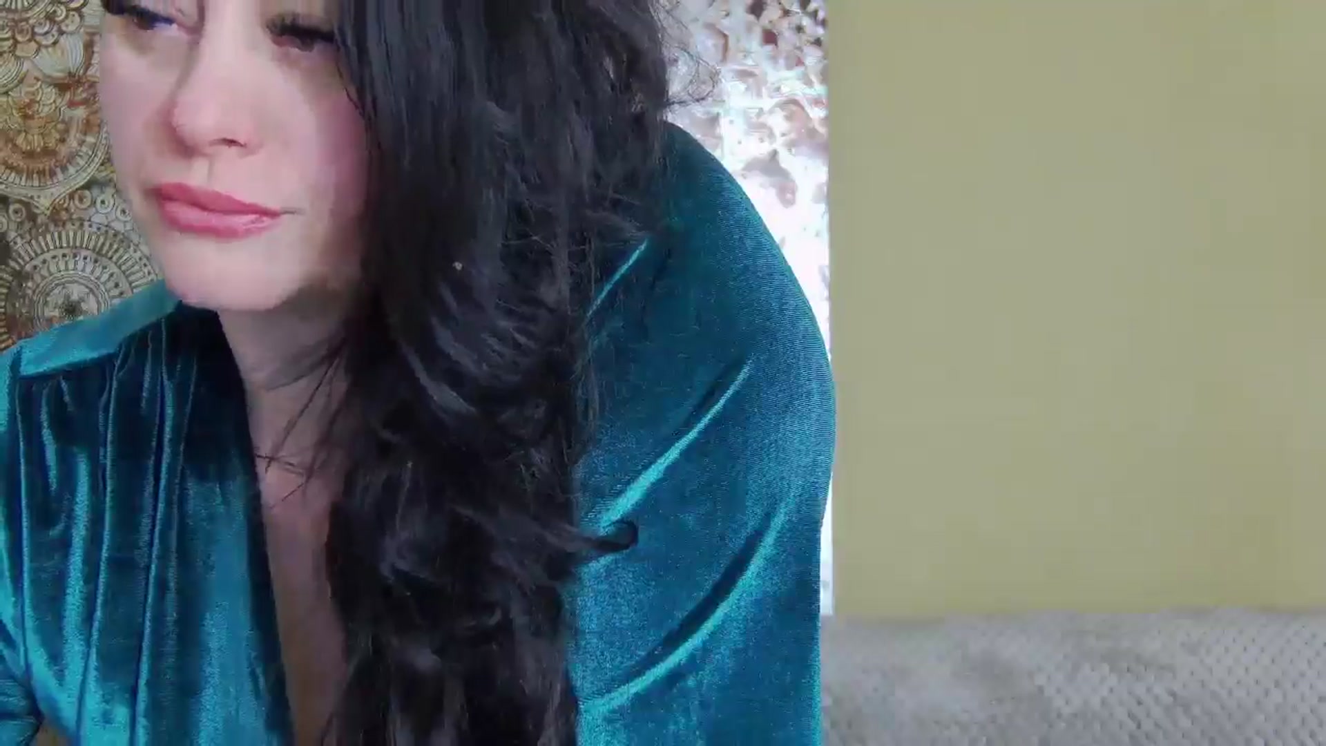 Gallery image thumbnail from ForeverChic's myfreecams stream on, 02/04/2026, 11:00 image 20 of 20