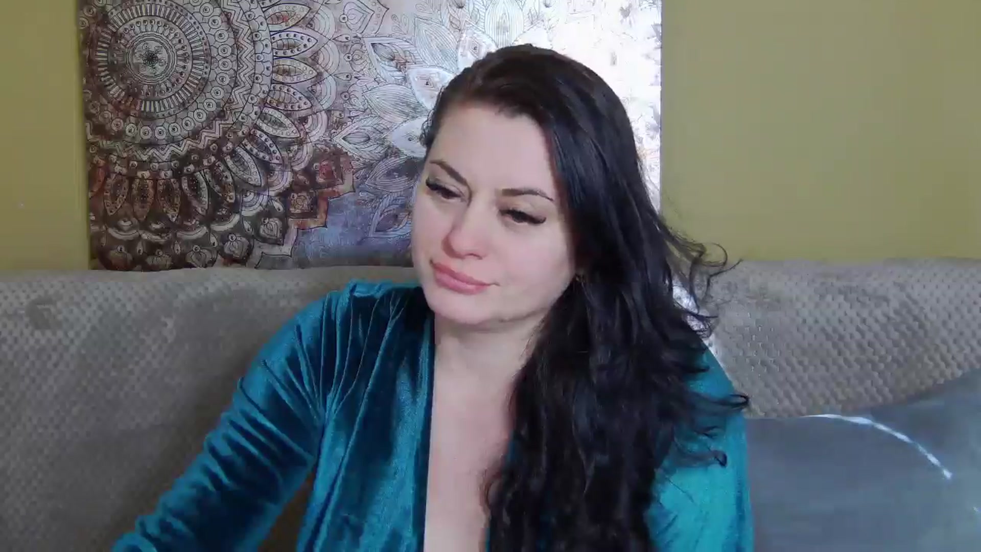 Gallery image thumbnail from ForeverChic's myfreecams stream on, 02/04/2026, 12:17 image 14 of 20