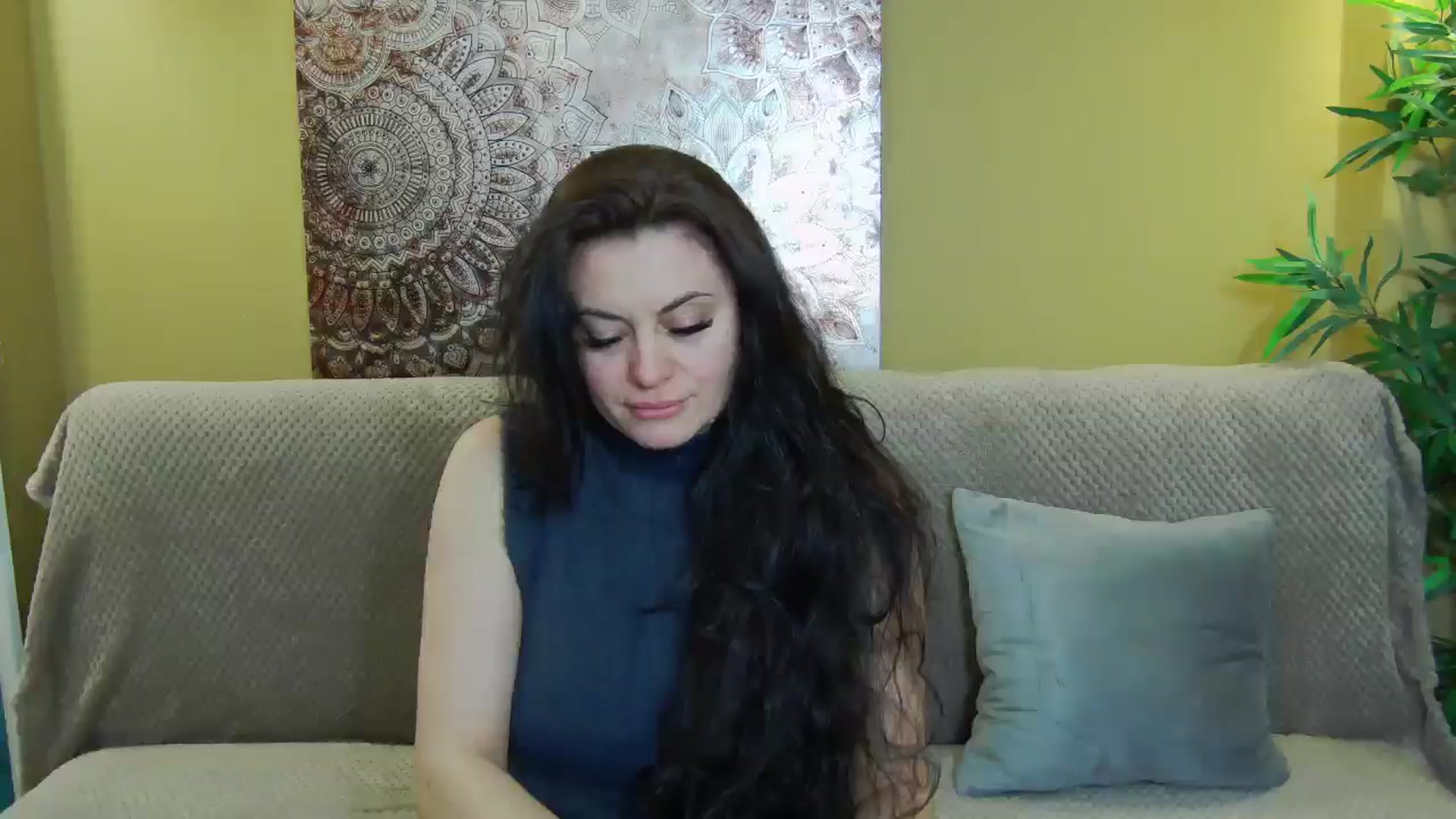 Gallery image thumbnail from ForeverChic's myfreecams stream on, 02/05/2026, 10:35 image 12 of 20