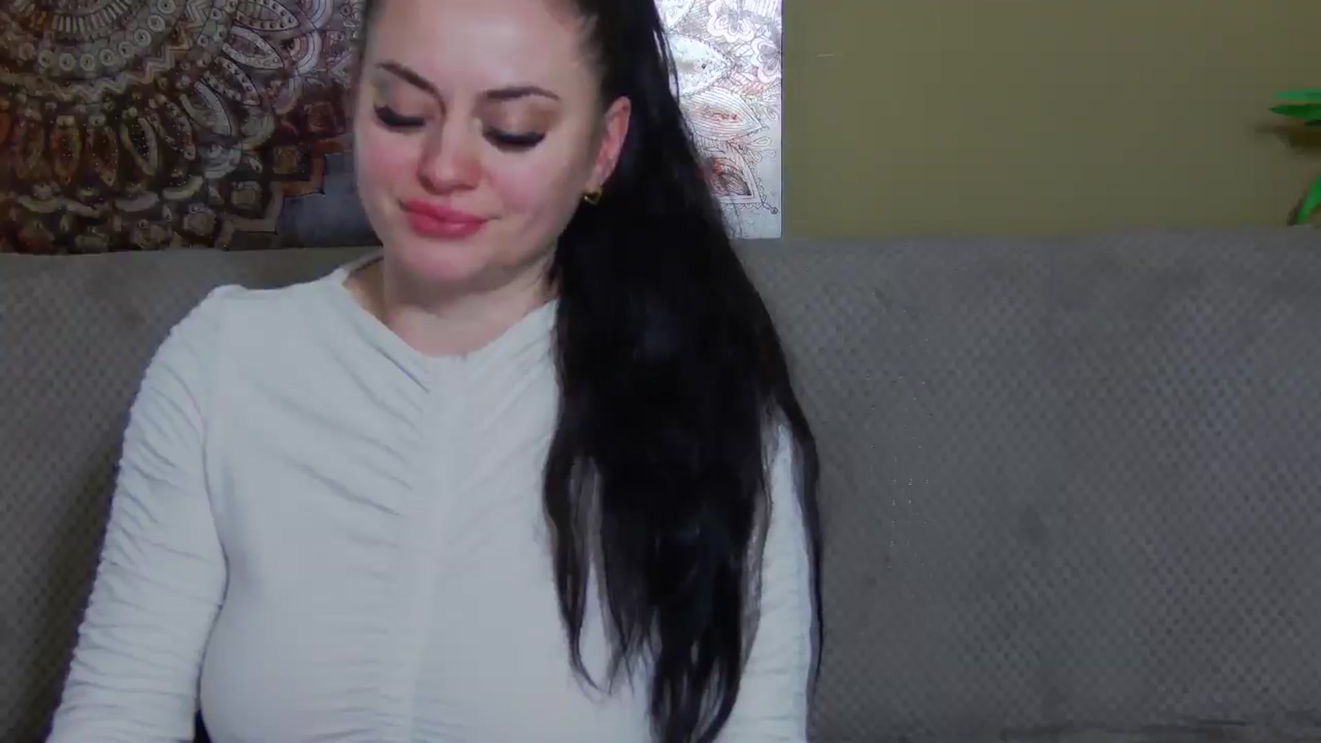 Gallery image thumbnail from ForeverChic's myfreecams stream on, 02/10/2026, 16:34 image 10 of 20