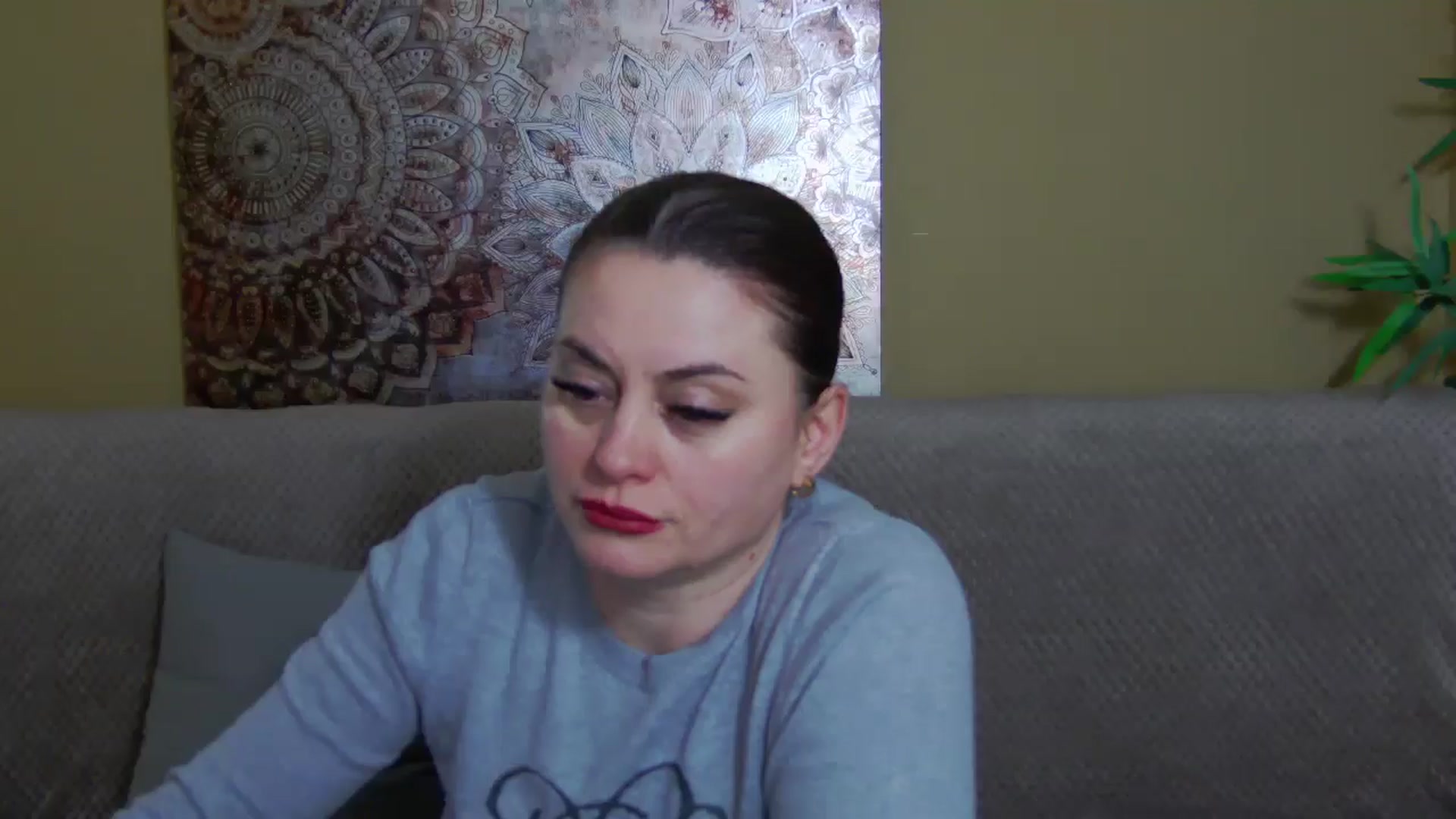 Gallery image thumbnail from ForeverChic's myfreecams stream on, 02/12/2026, 10:31 image 7 of 20