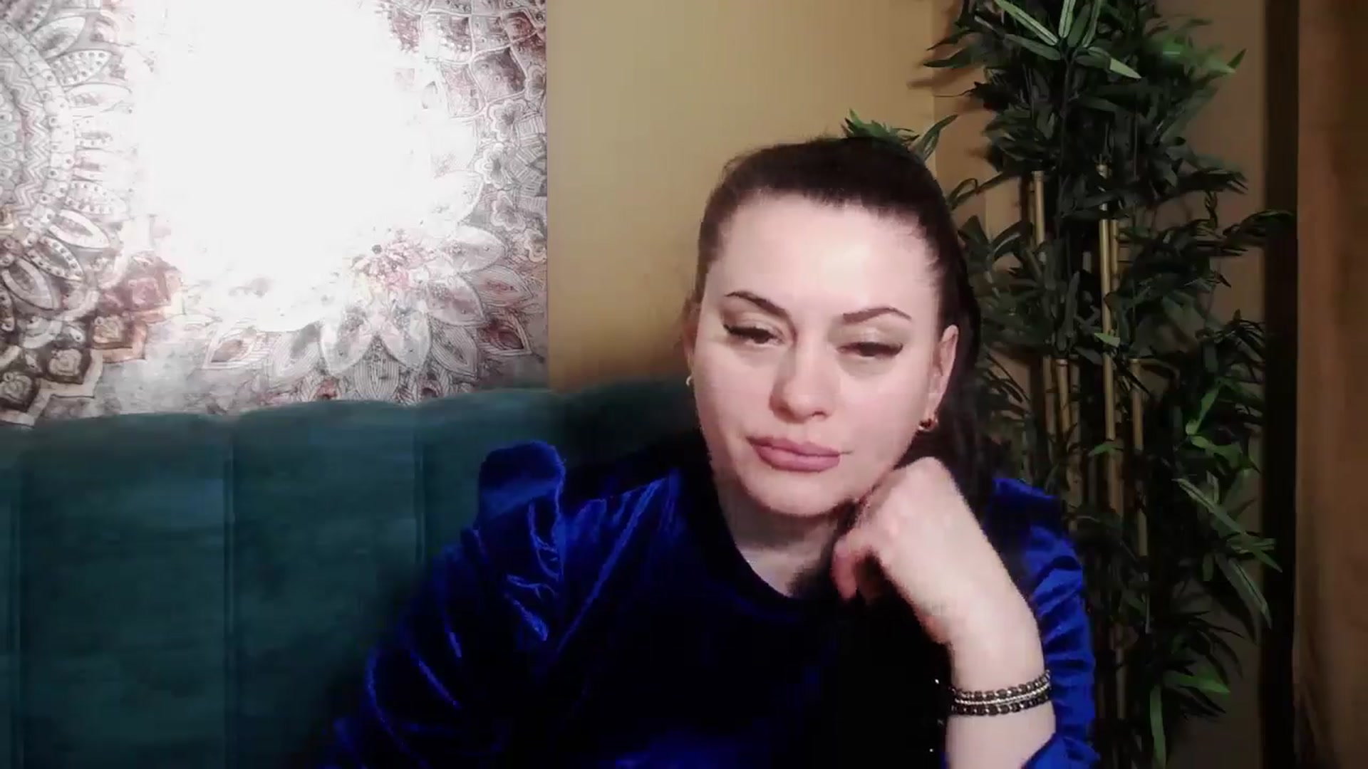 Gallery image thumbnail from ForeverChic's myfreecams stream on, 02/20/2026, 18:05 image 17 of 20