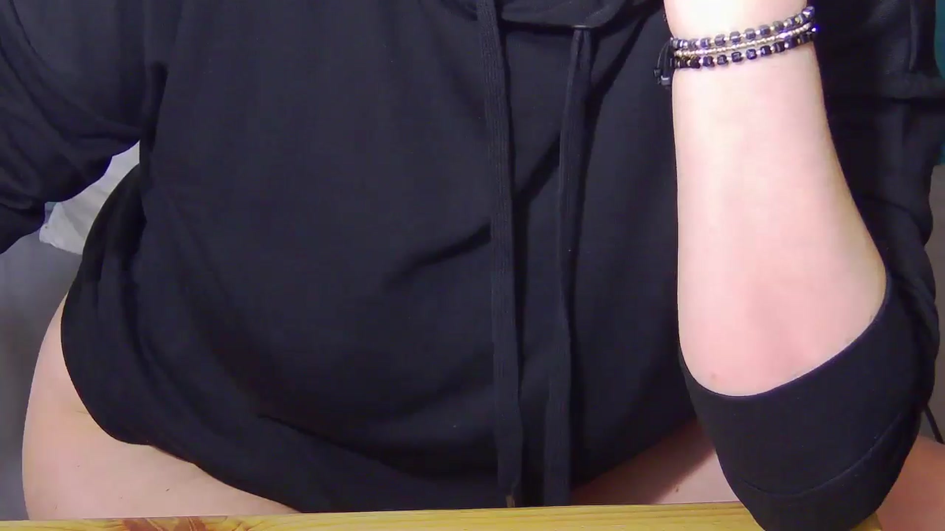 Gallery image thumbnail from ForeverChic's myfreecams stream on, 02/21/2026, 11:54 image 9 of 20