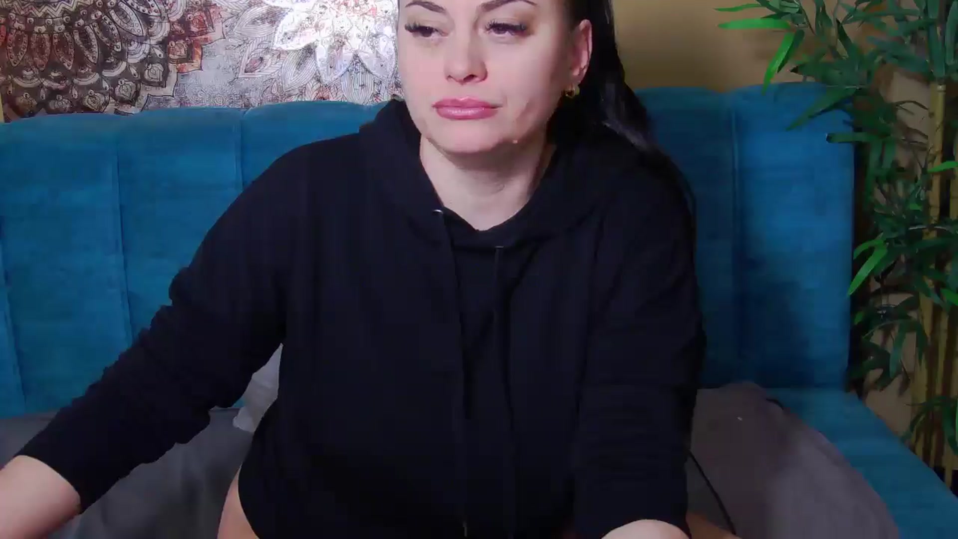 Gallery image thumbnail from ForeverChic's myfreecams stream on, 02/21/2026, 11:54 image 10 of 20