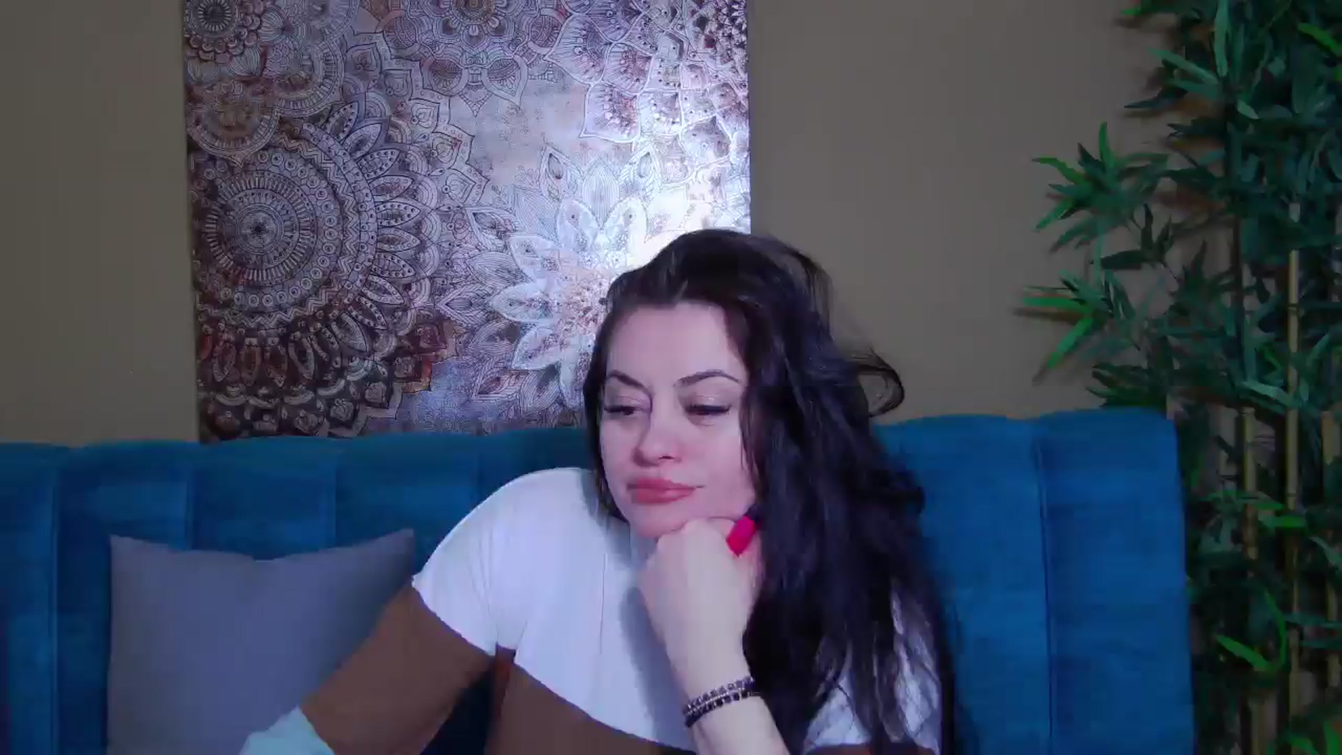 Gallery image thumbnail from ForeverChic's myfreecams stream on, 02/23/2026, 14:17 image 12 of 20