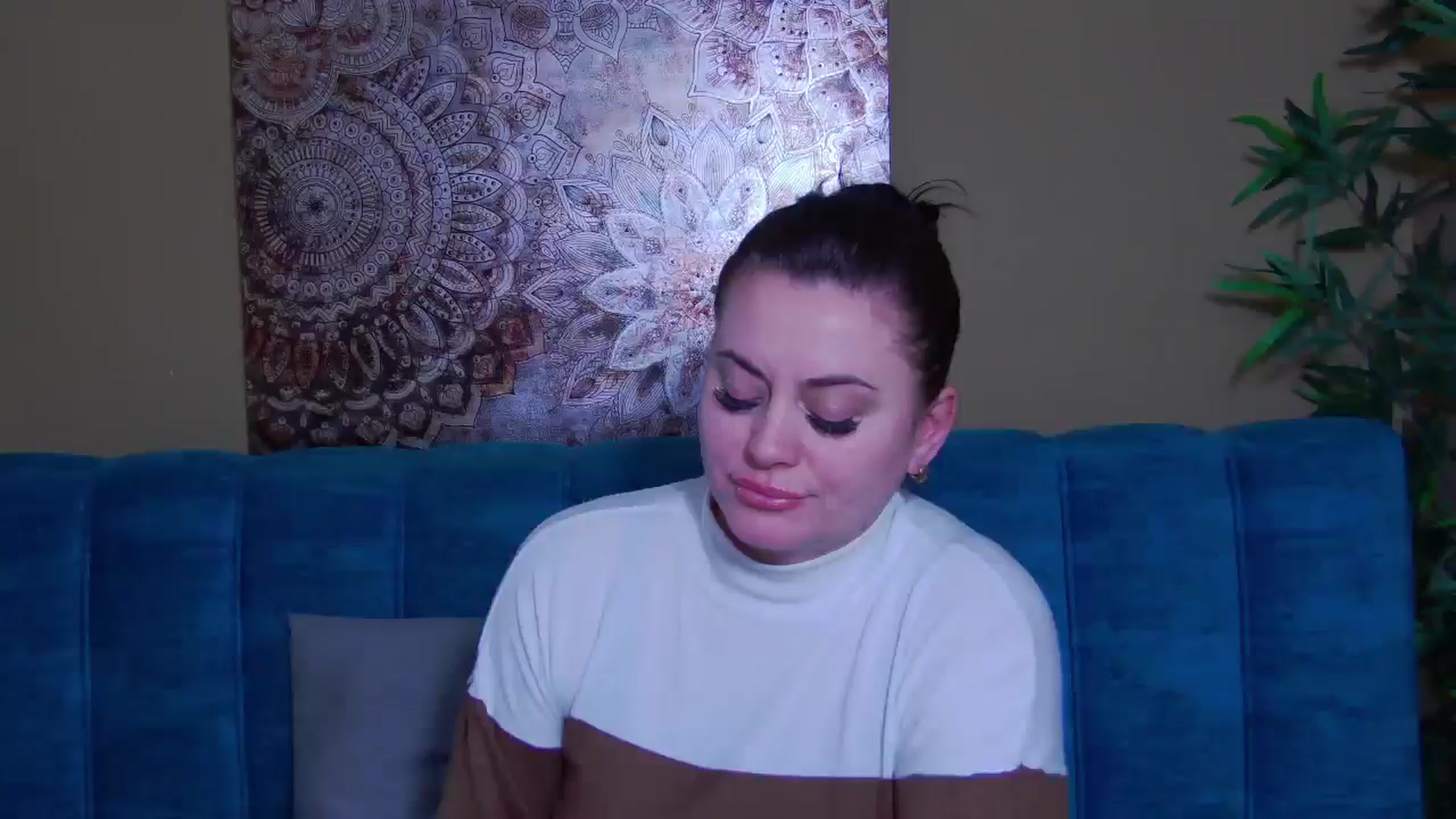 Gallery image thumbnail from ForeverChic's myfreecams stream on, 02/23/2026, 17:57 image 15 of 20