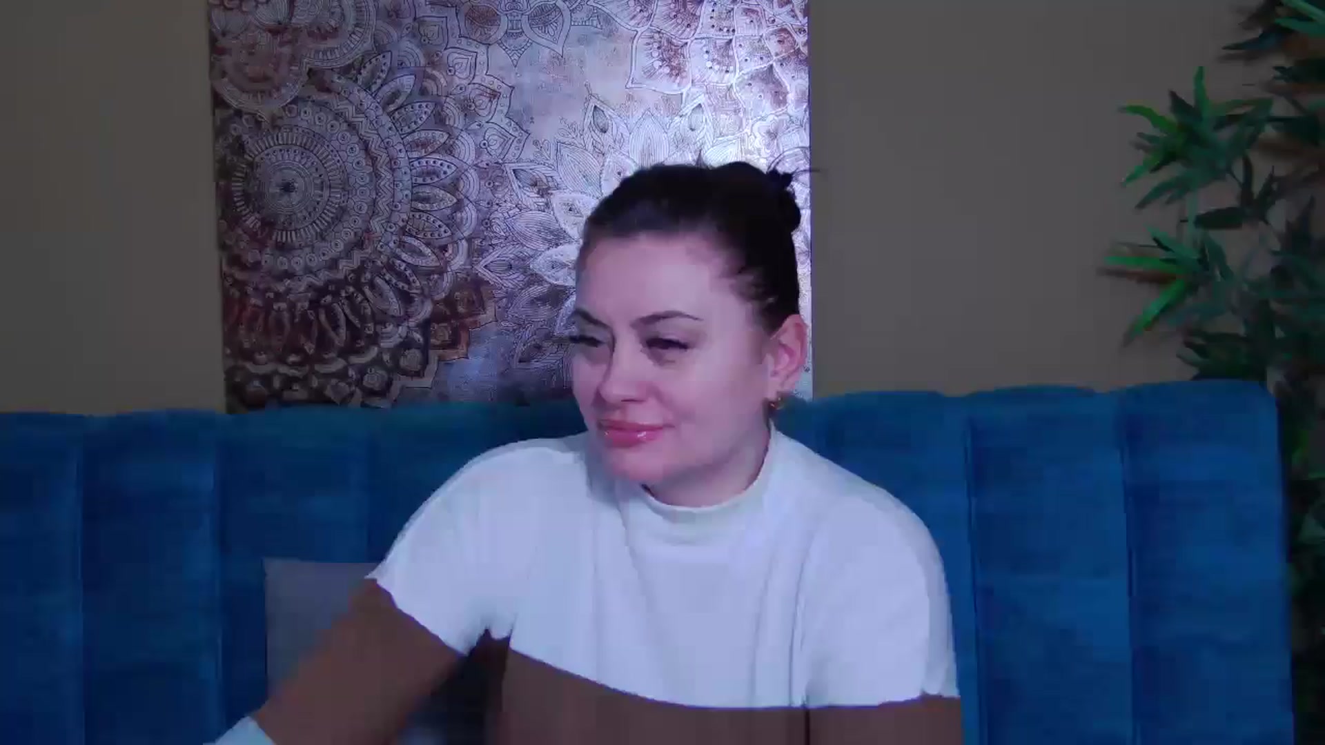 Gallery image thumbnail from ForeverChic's myfreecams stream on, 02/23/2026, 17:57 image 13 of 20