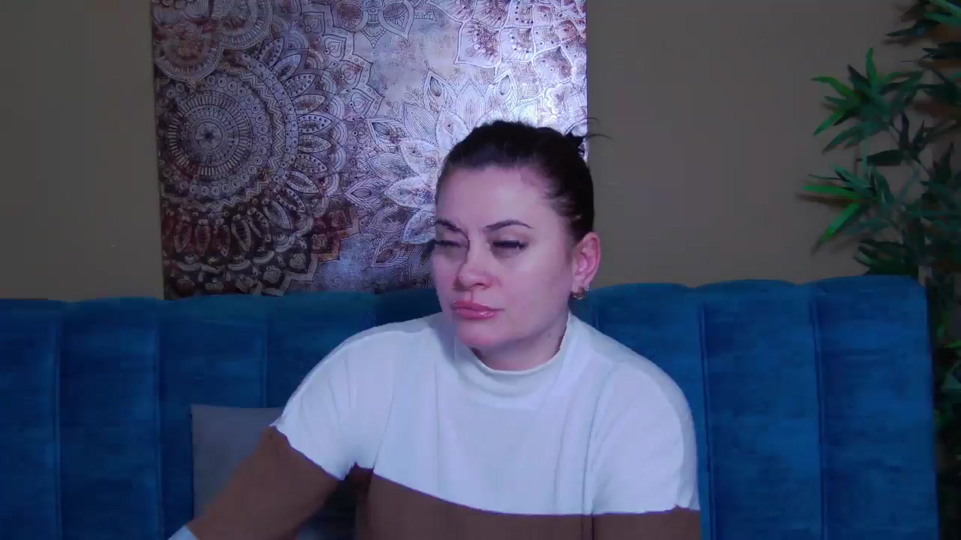 Gallery image thumbnail from ForeverChic's myfreecams stream on, 02/23/2026, 17:57 image 14 of 20