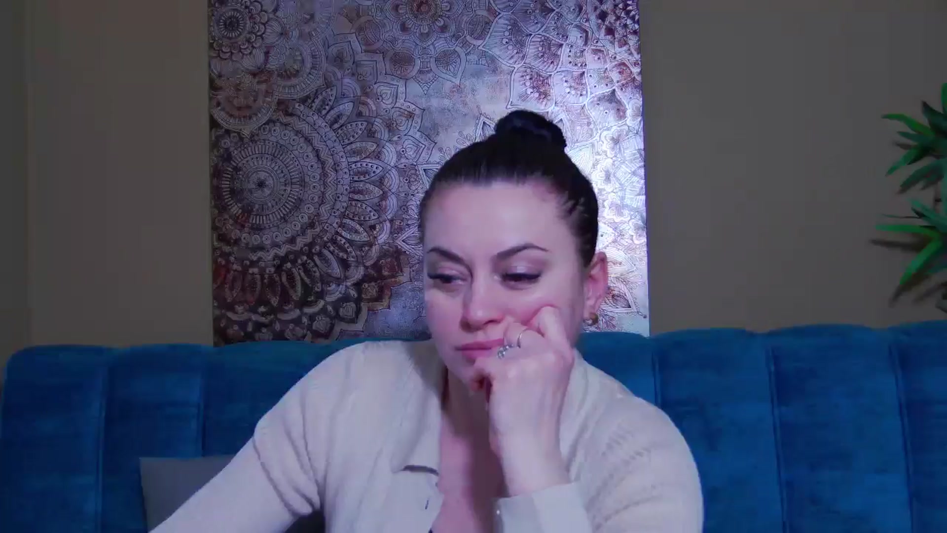 Gallery image thumbnail from ForeverChic's myfreecams stream on, 02/24/2026, 17:51 image 16 of 20