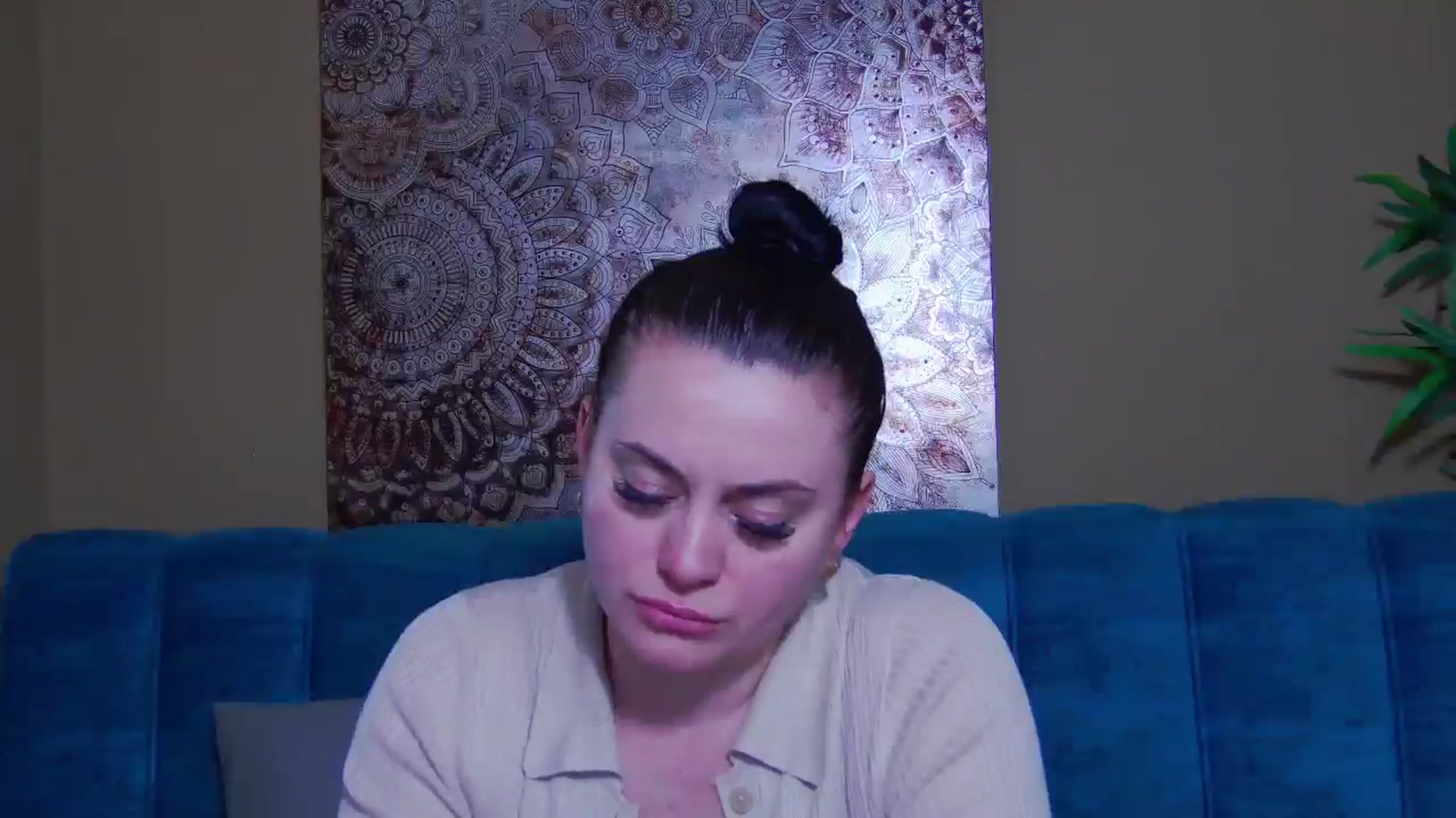 Gallery image thumbnail from ForeverChic's myfreecams stream on, 02/24/2026, 17:51 image 7 of 20