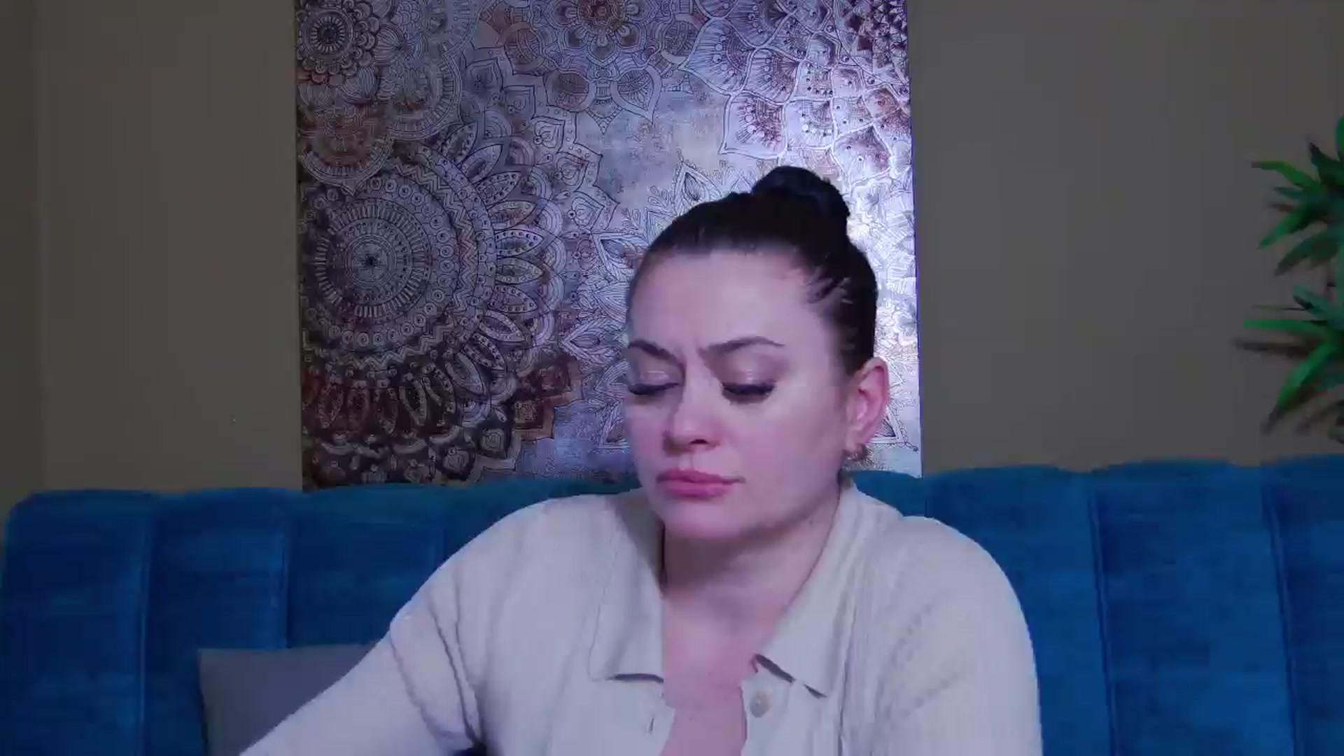 Gallery image thumbnail from ForeverChic's myfreecams stream on, 02/24/2026, 17:51 image 11 of 20