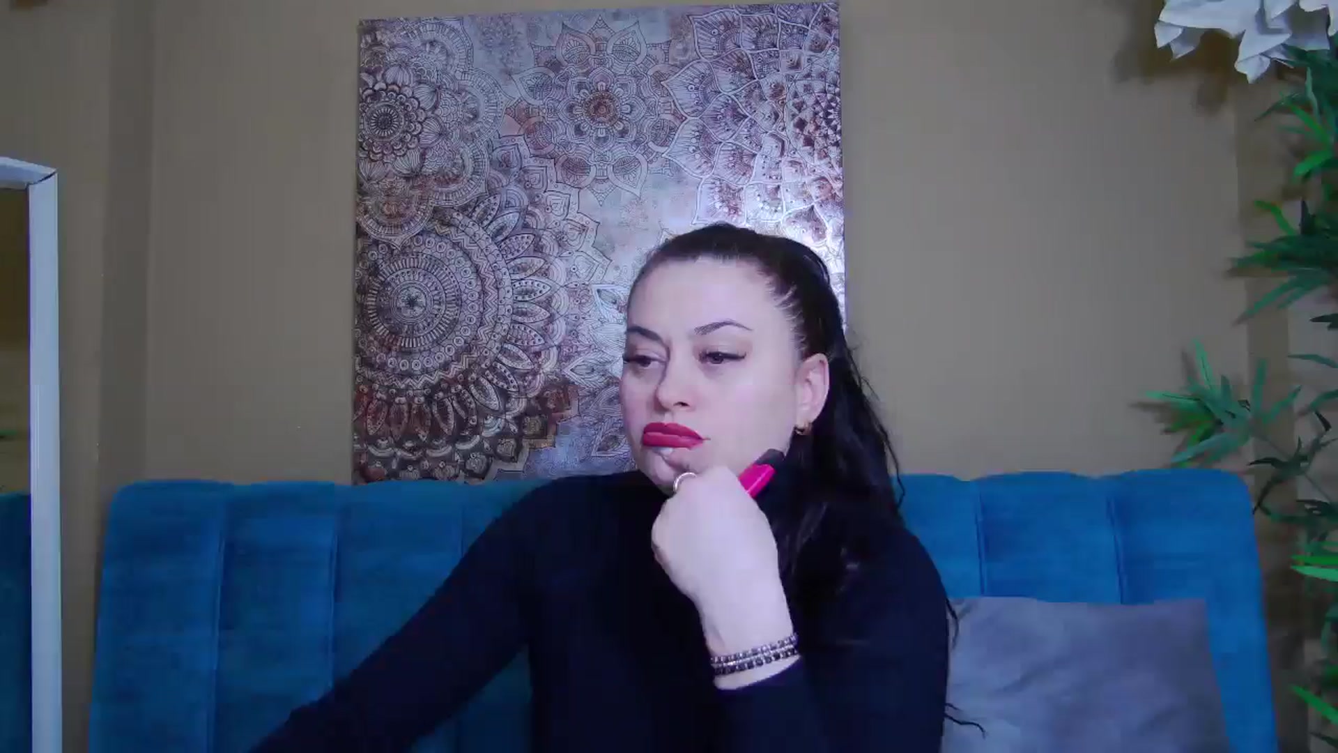 Gallery image thumbnail from ForeverChic's myfreecams stream on, 02/25/2026, 11:41 image 3 of 20