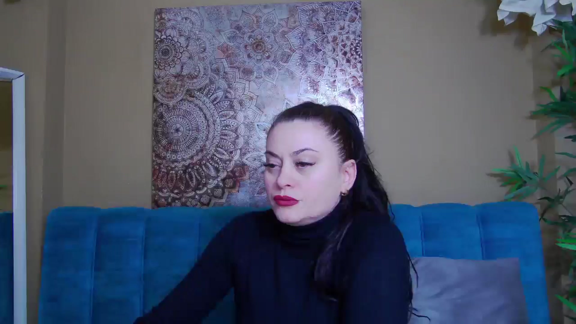 Gallery image thumbnail from ForeverChic's myfreecams stream on, 02/25/2026, 11:41 image 12 of 20