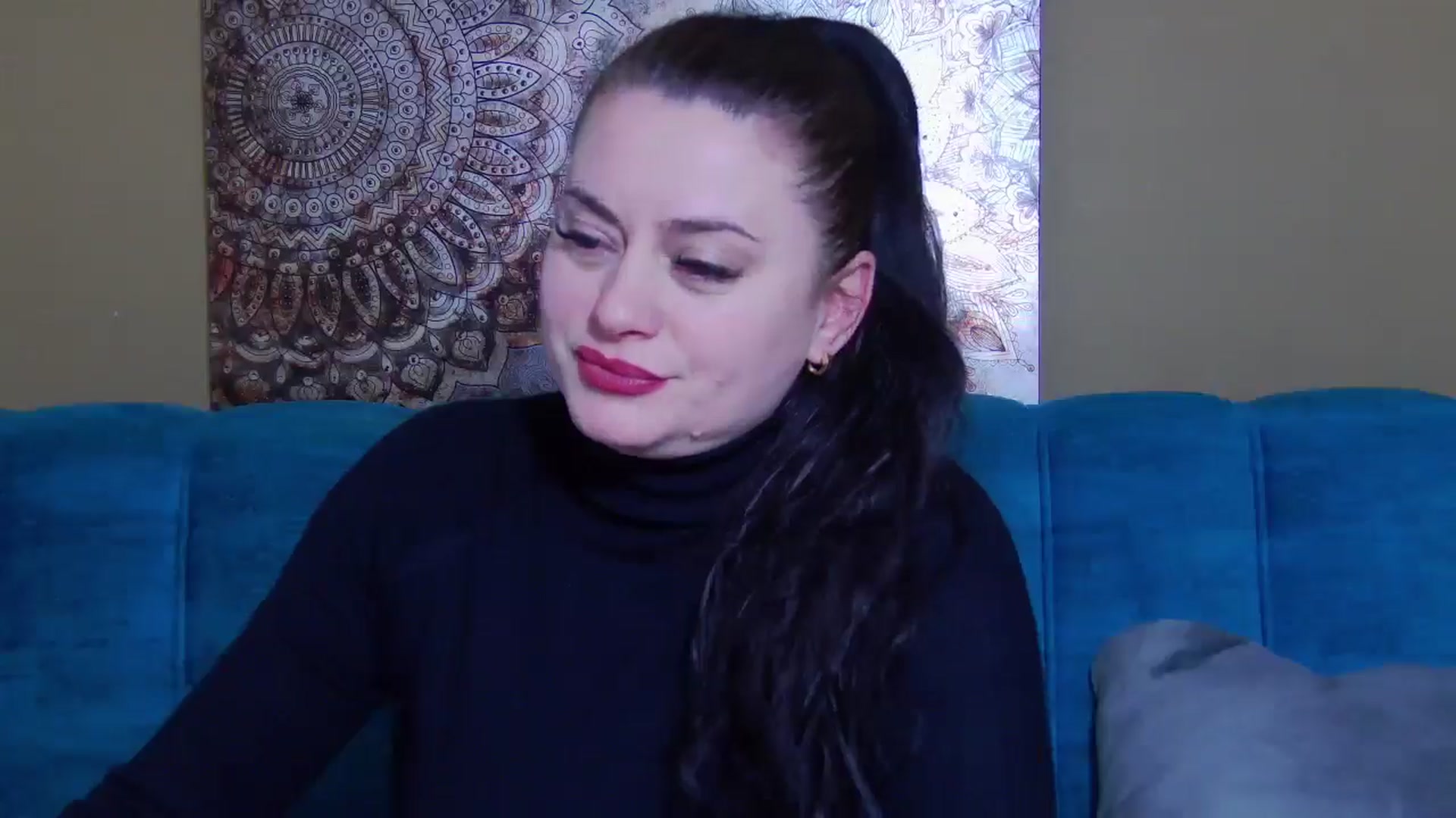 Gallery image thumbnail from ForeverChic's myfreecams stream on, 02/25/2026, 18:01 image 17 of 20